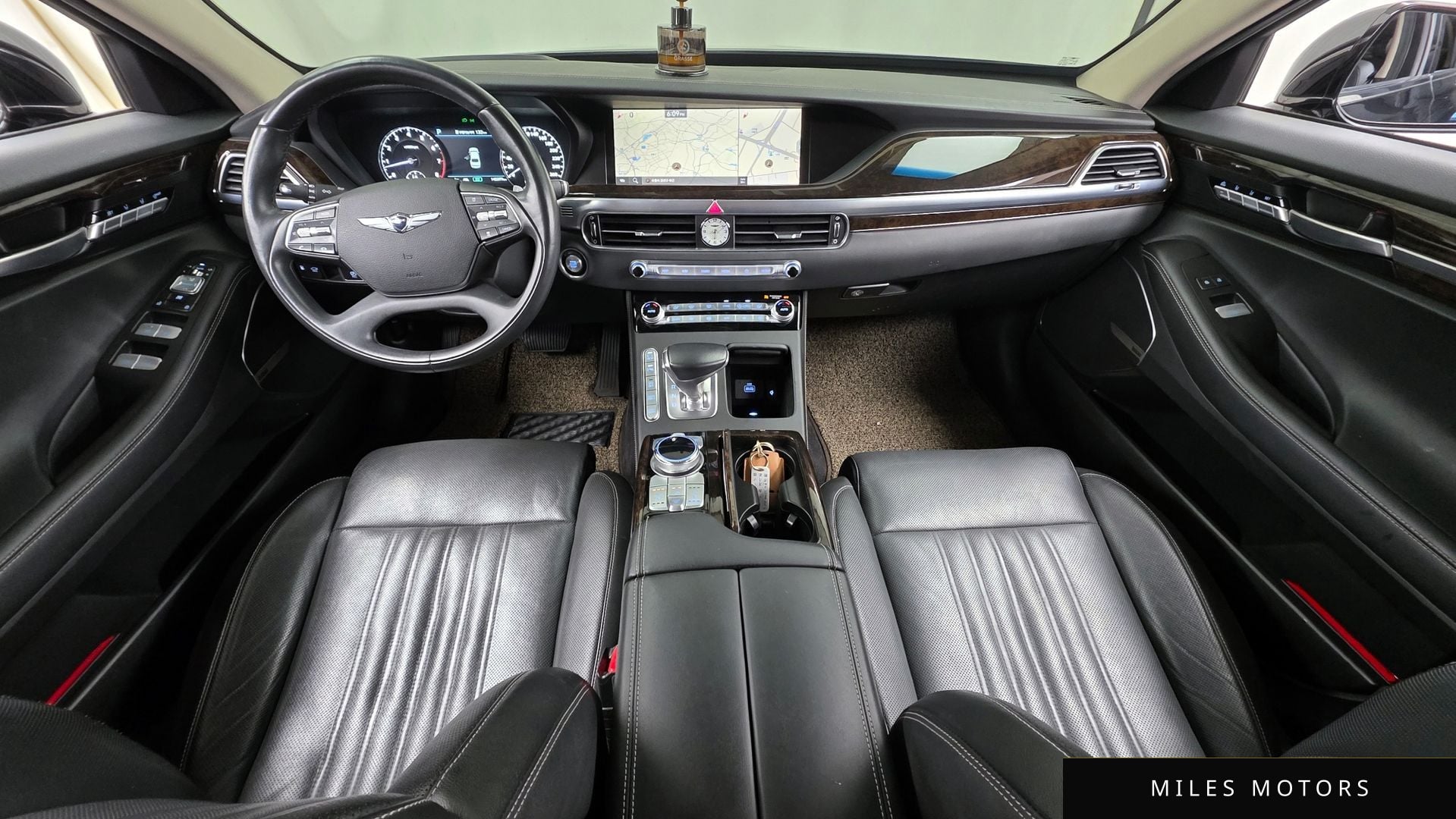 Genesis G90 2019 — миниатюра 7