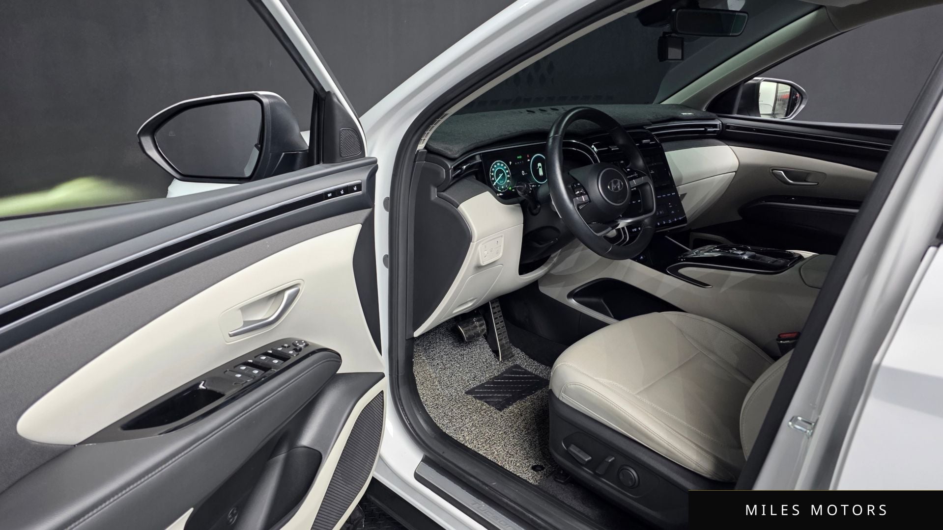 Hyundai Tucson 2023 — миниатюра 10