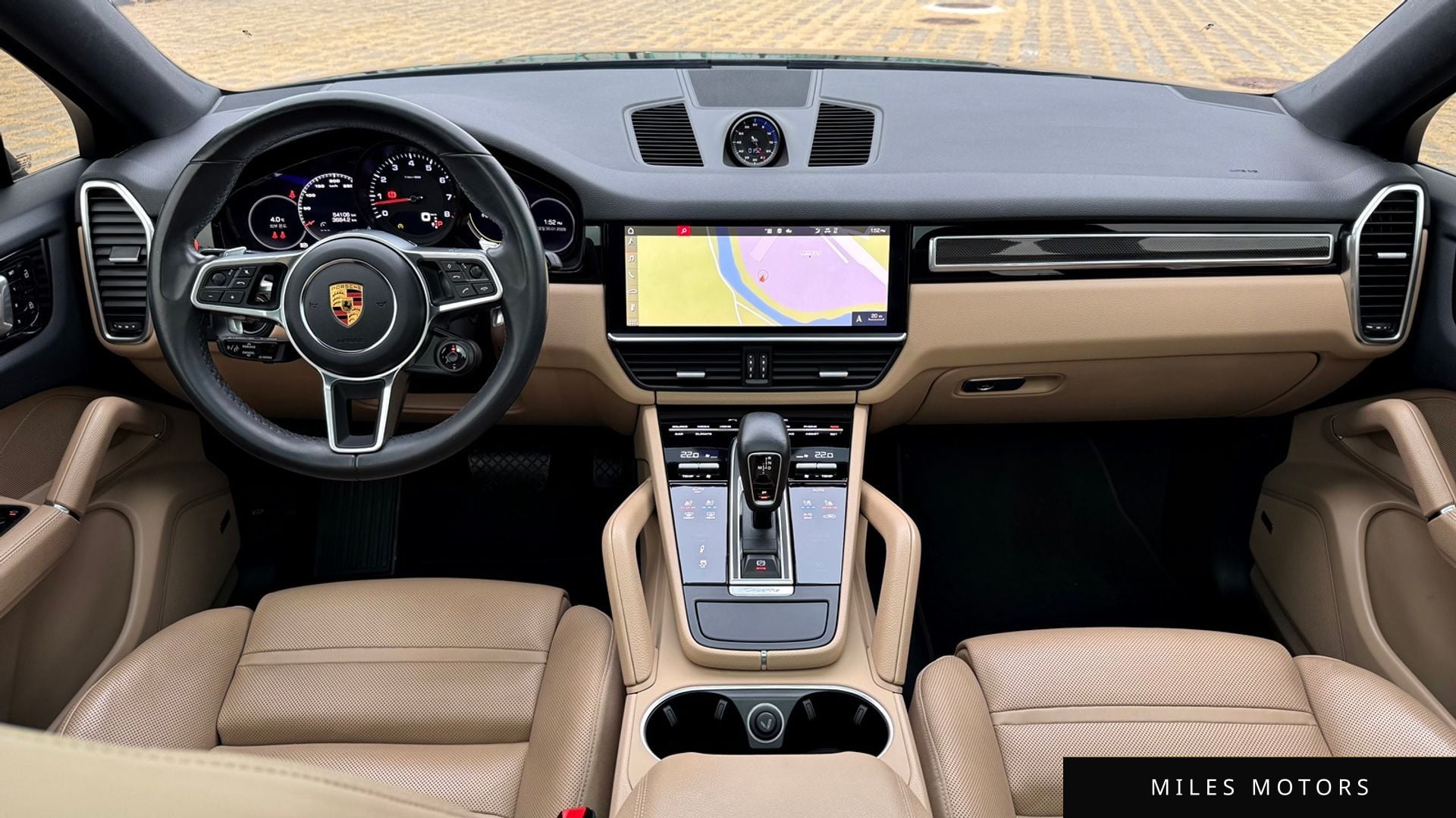 Porsche Cayenne 2021 — миниатюра 10