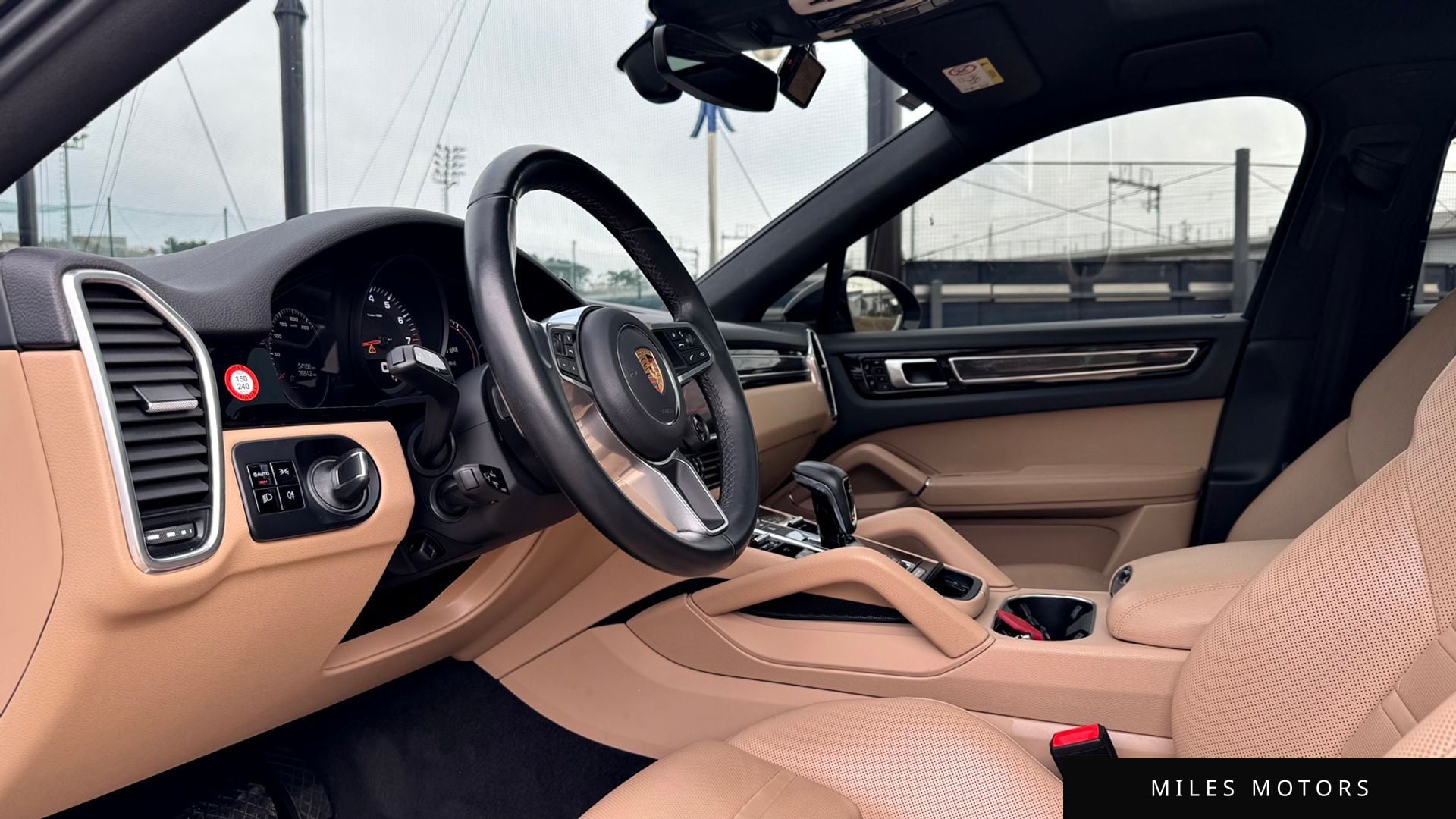 Porsche Cayenne 2021 — миниатюра 11
