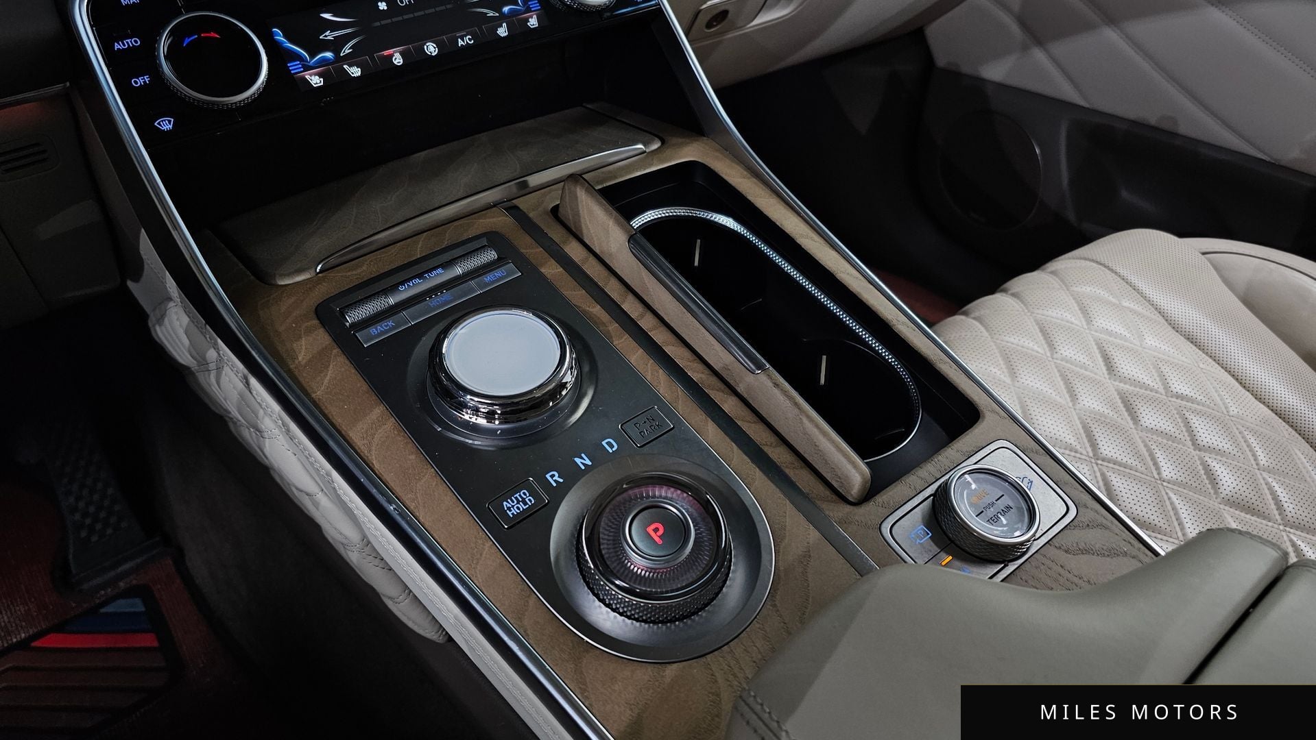 Genesis GV80 2023 — миниатюра 9