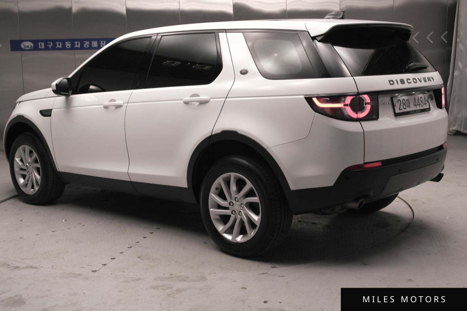 Land Rover Discovery Sport 2017 — миниатюра 2