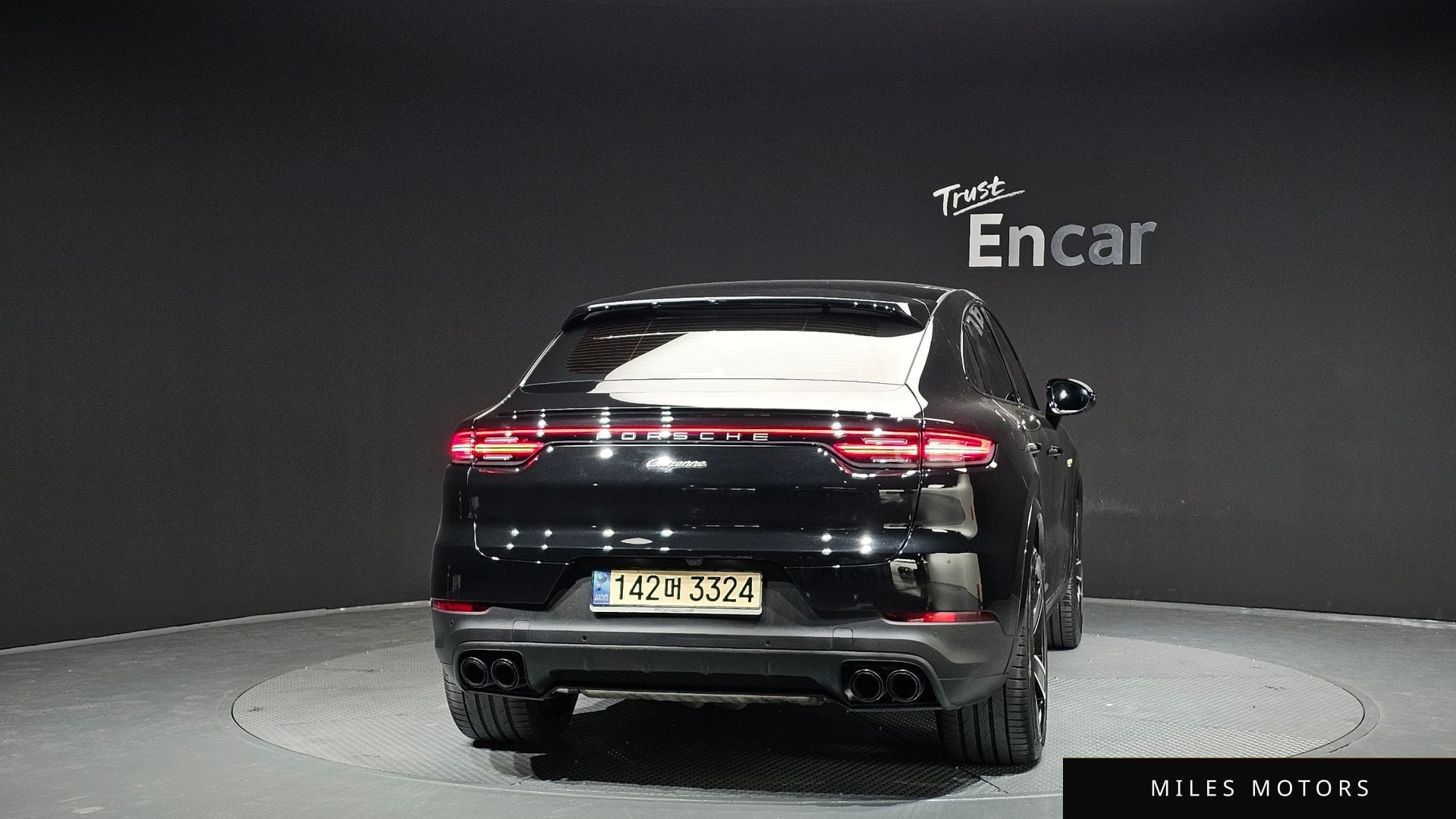 Porsche Cayenne 2023 — миниатюра 4