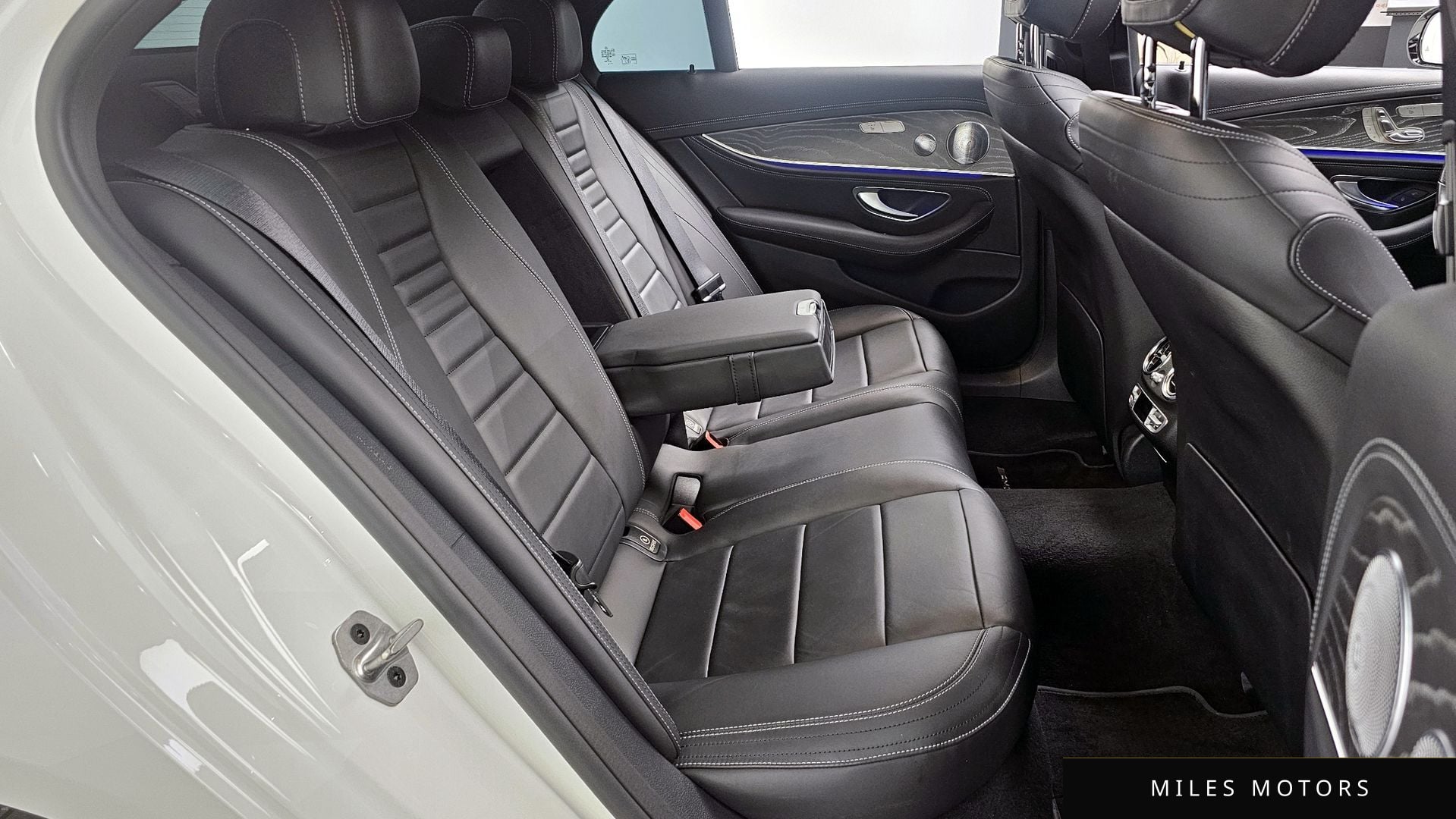 Mercedes-Benz E-Class W213 2021 — миниатюра 12