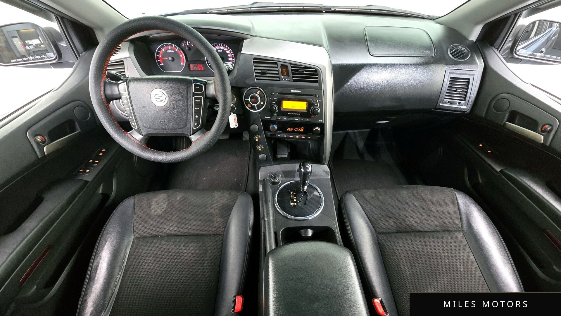 KG Mobility KORANDO 2014 — миниатюра 7