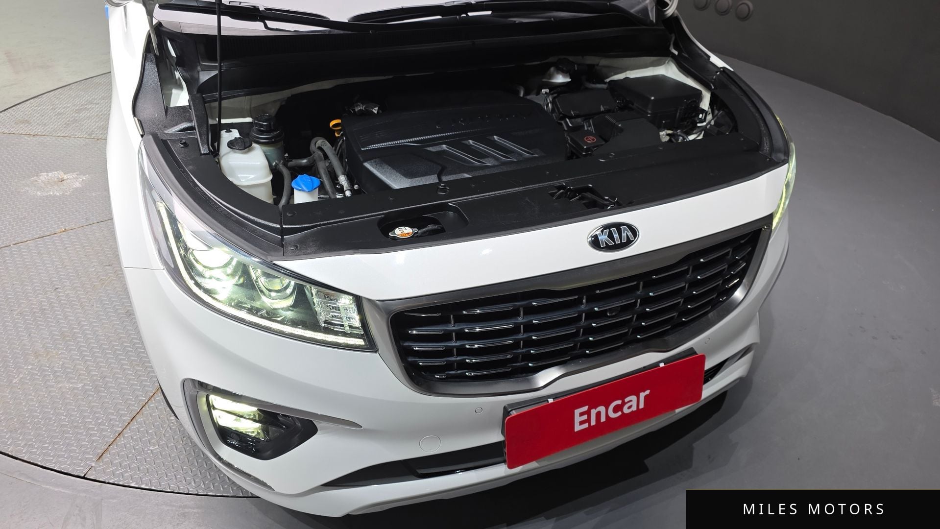 Kia Canival 2020 — миниатюра 6