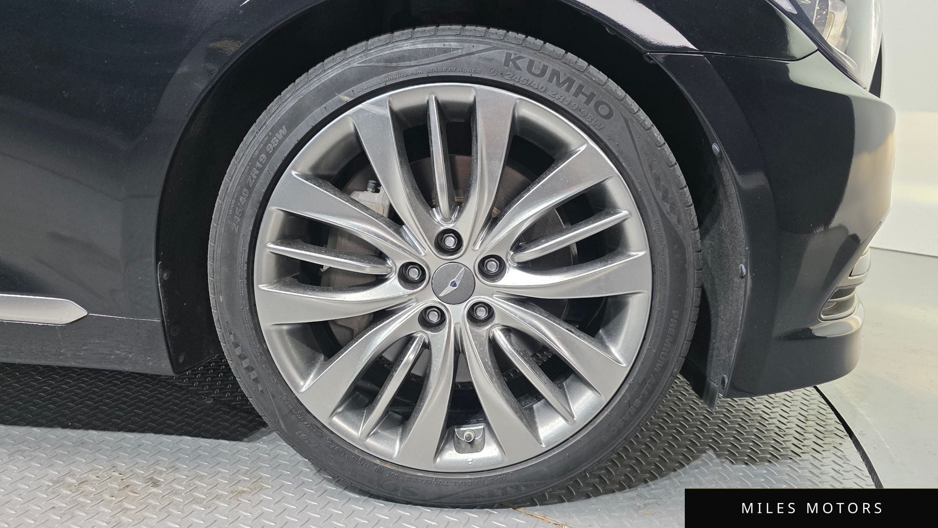Hyundai Genesis 2016 — миниатюра 5