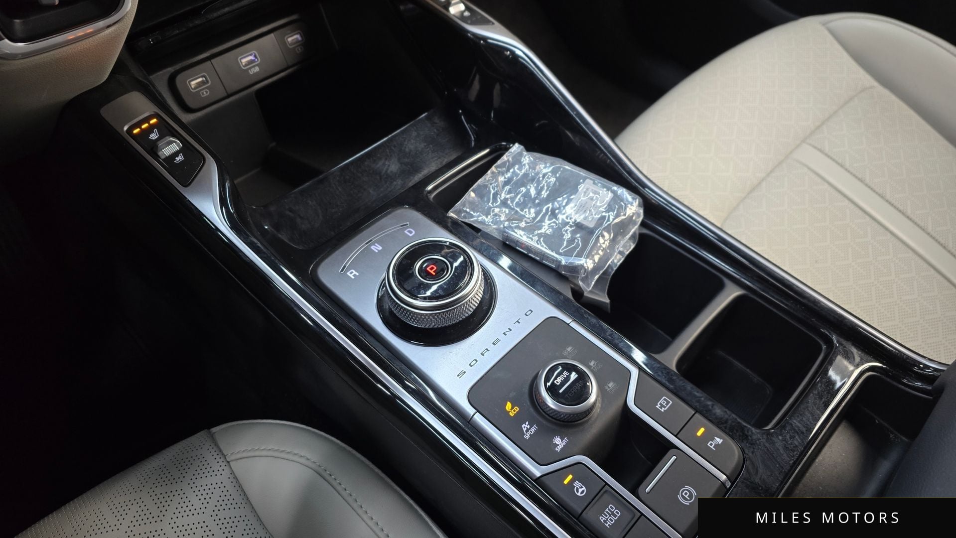 Kia Sorento 2022 — миниатюра 9