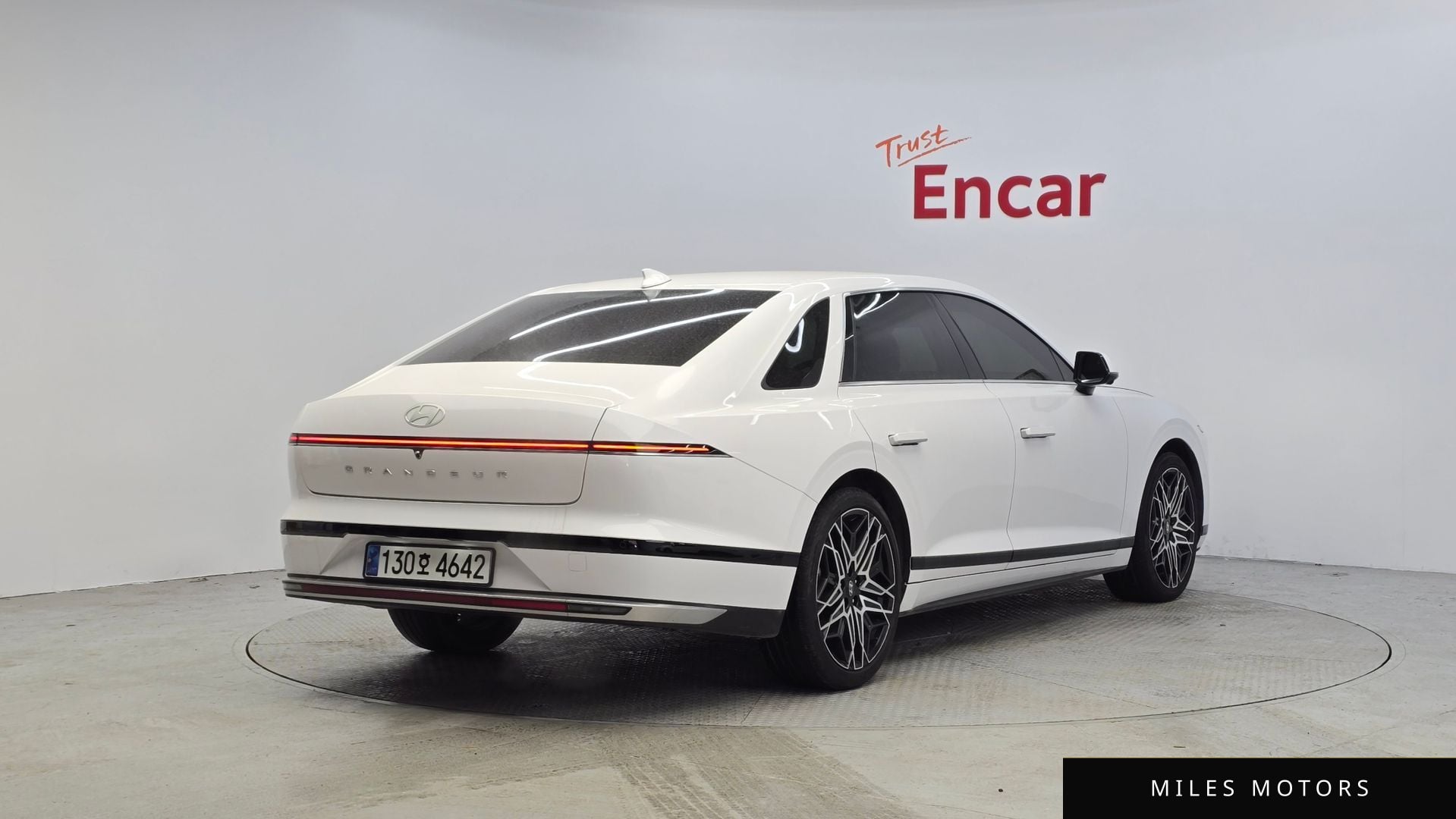 Hyundai Grandeur 2023 — миниатюра 2