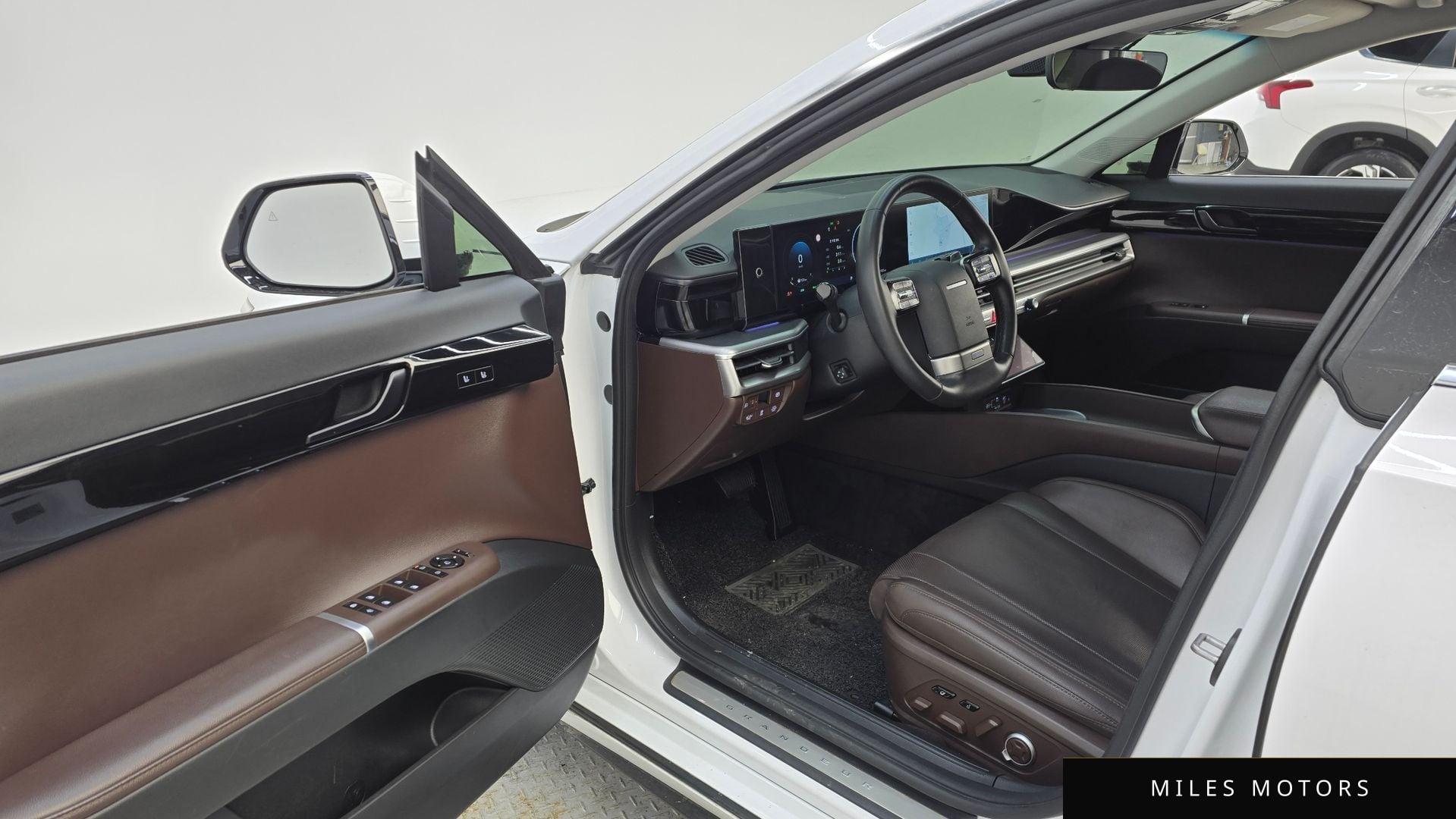 Hyundai Grandeur 2023 — миниатюра 10