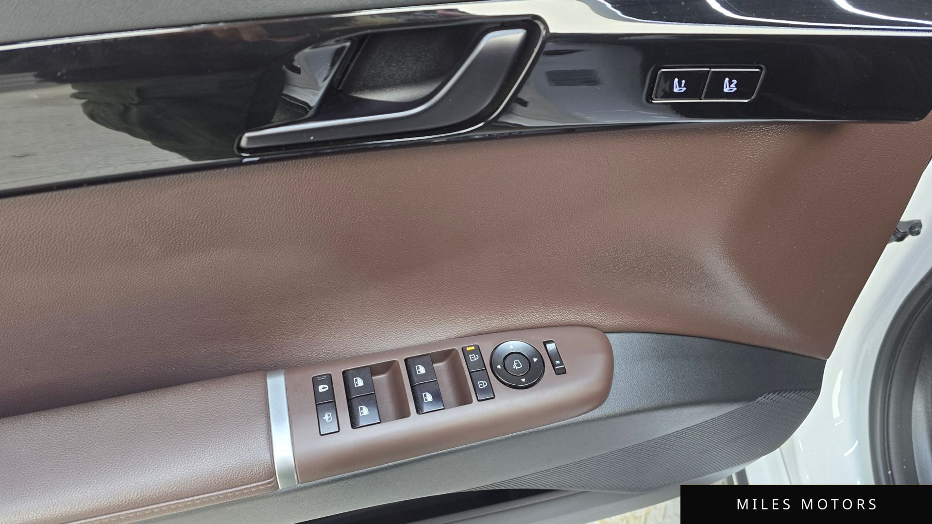 Hyundai Grandeur 2023 — миниатюра 17