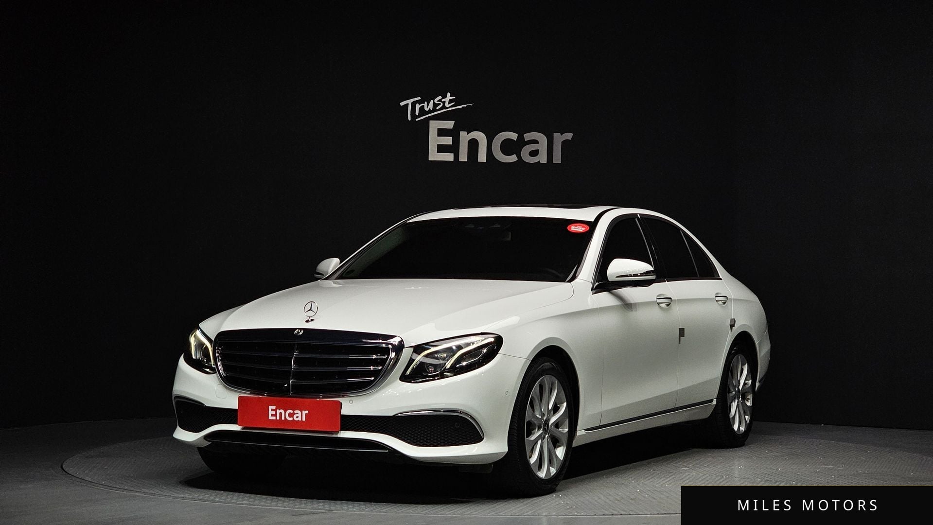 Mercedes-Benz E-Class W213 2018 — фото 1 из 12