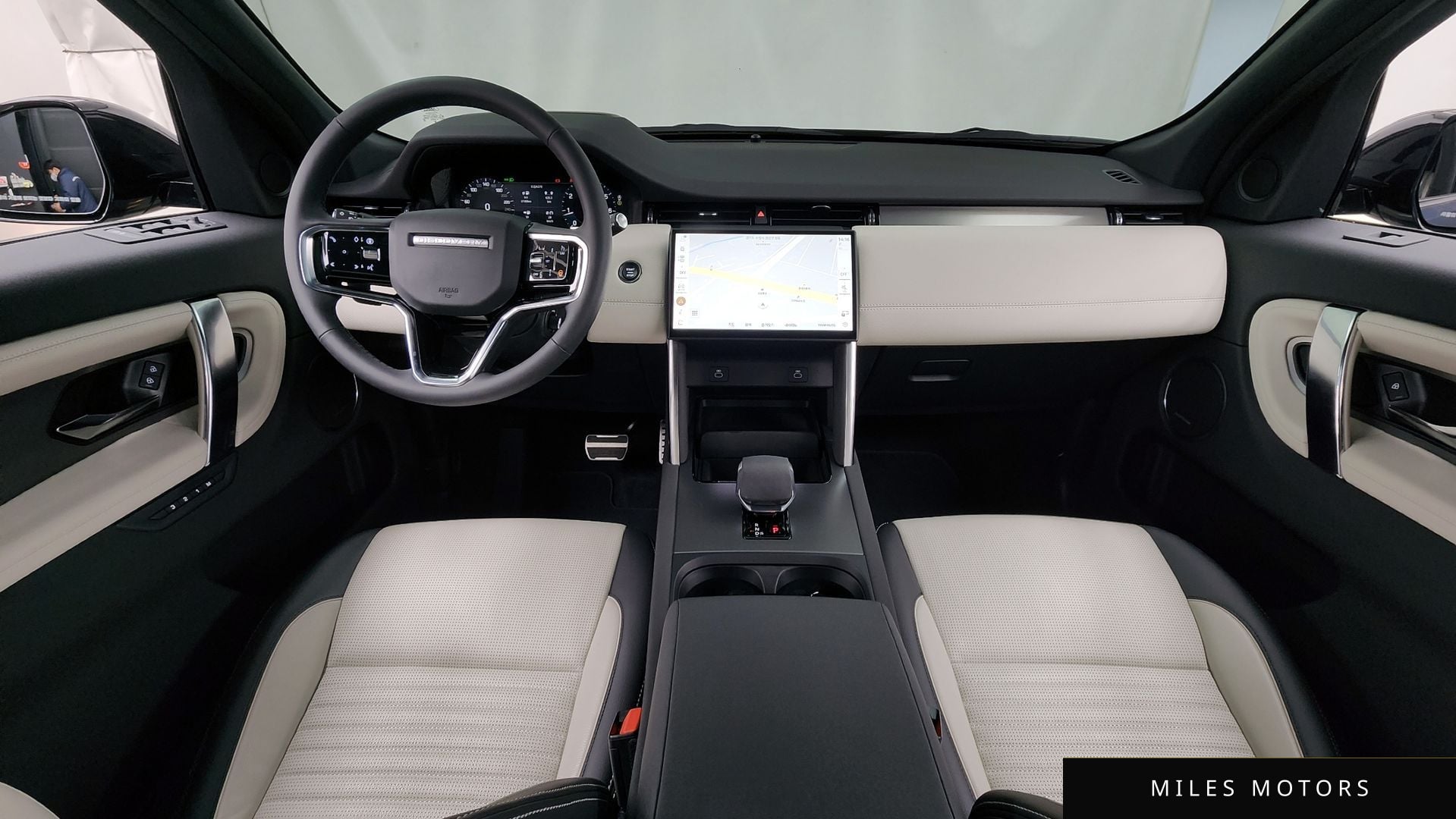 Land Rover Discovery Sport 2025 — миниатюра 7