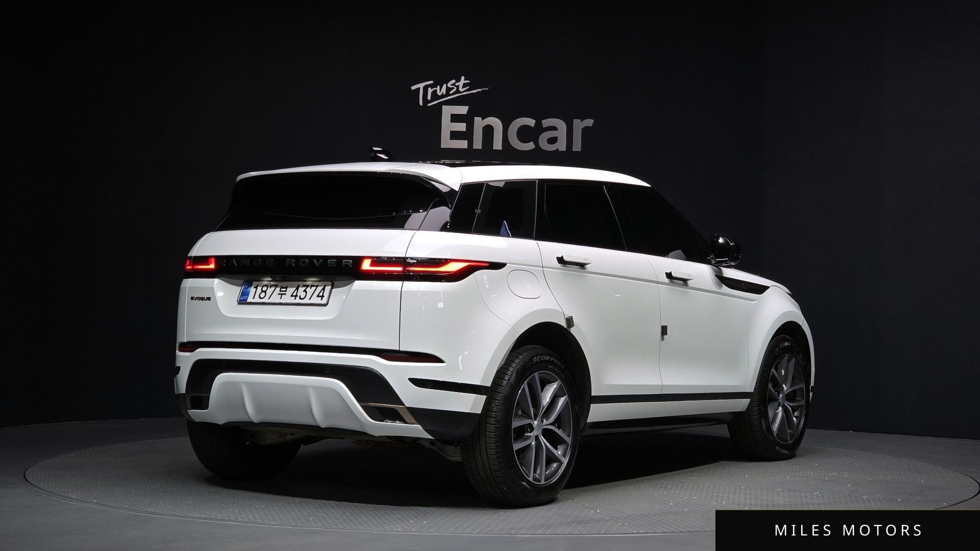 Land Rover Range Rover Evoque 2024 — миниатюра 2