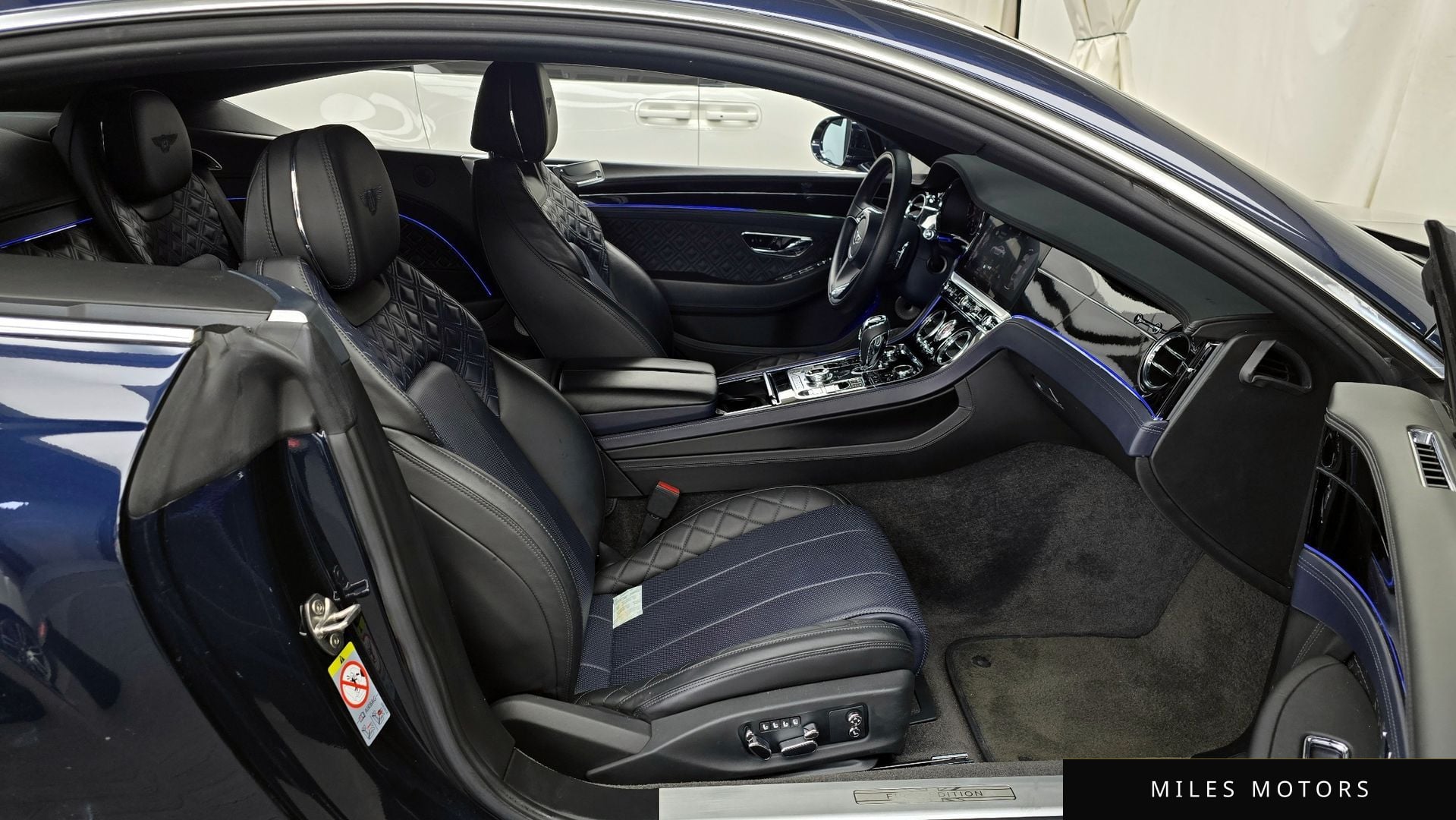 Bentley Continental GT 2019 — миниатюра 11