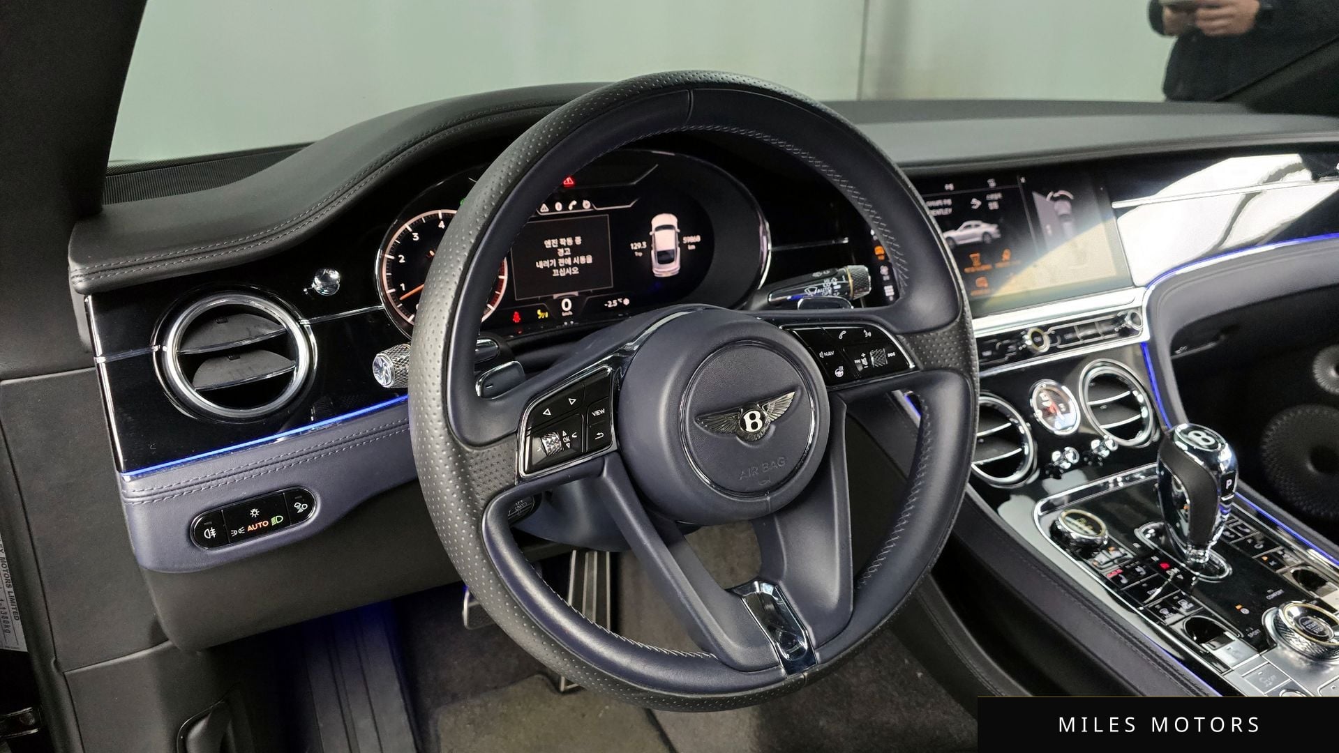Bentley Continental GT 2019 — миниатюра 13