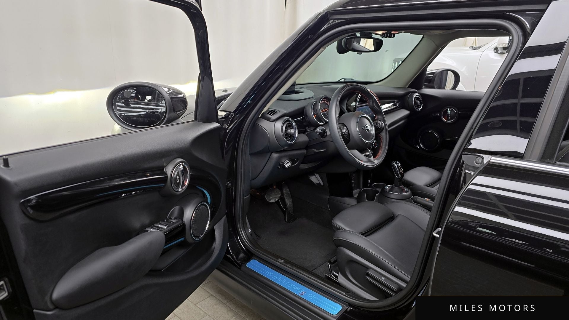 MINI Cooper S 2020 — миниатюра 10