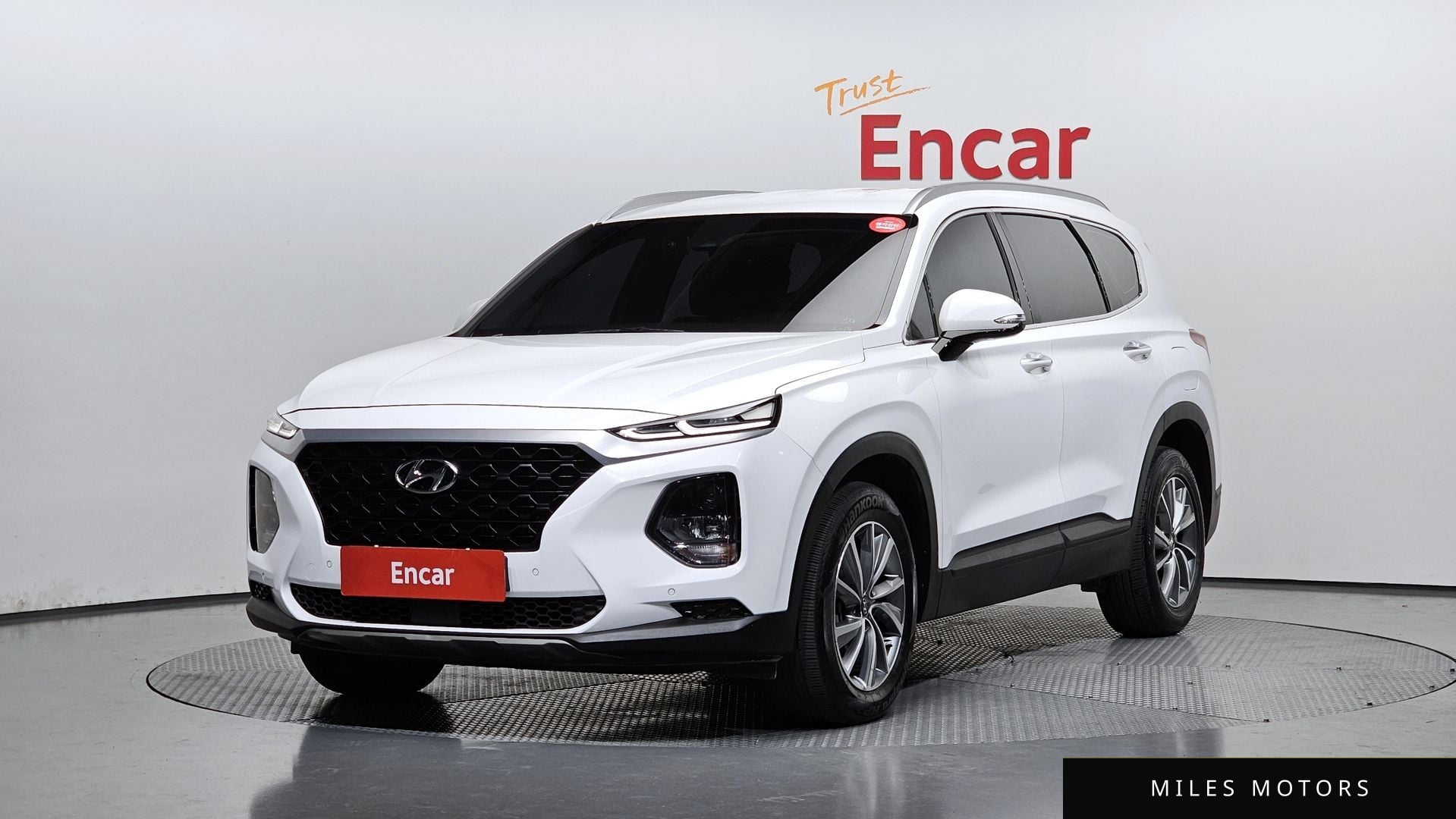 Hyundai Santafe 2019 — фото 1 из 12