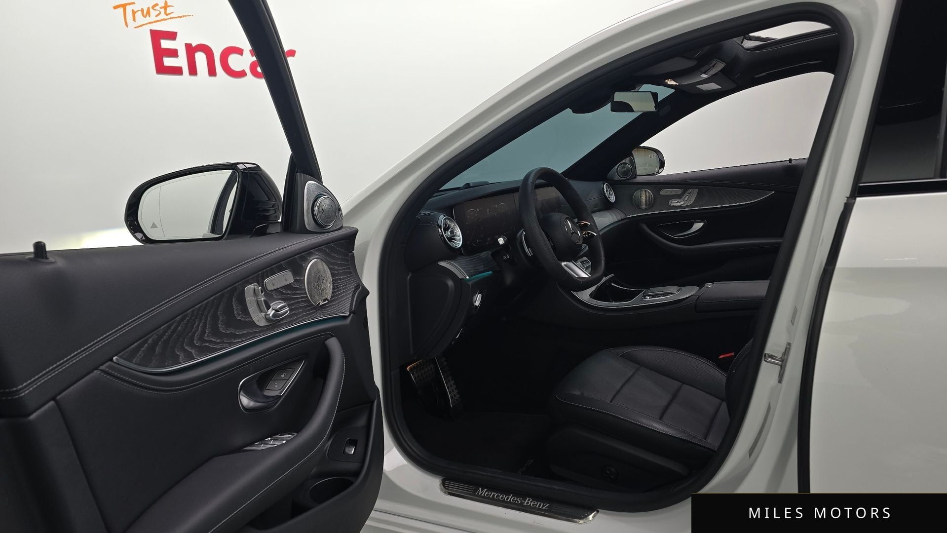 Mercedes-Benz E-Class W213 2023 — миниатюра 10