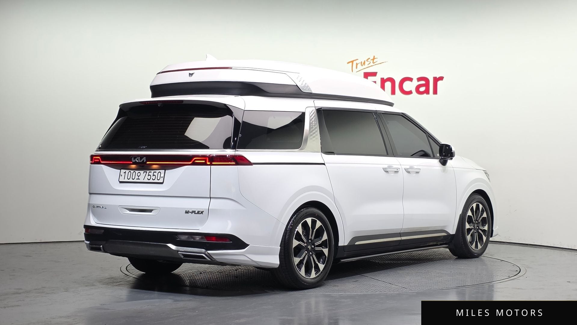 Kia Carnival 2022 — миниатюра 2