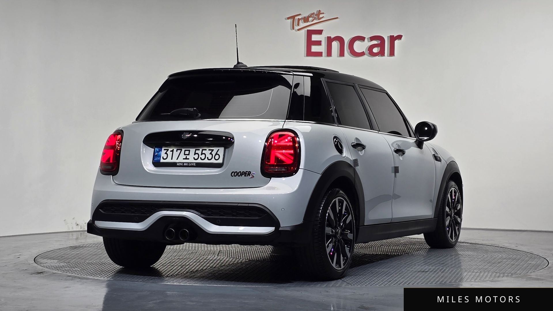 MINI 쿠퍼 S 2023 — миниатюра 2