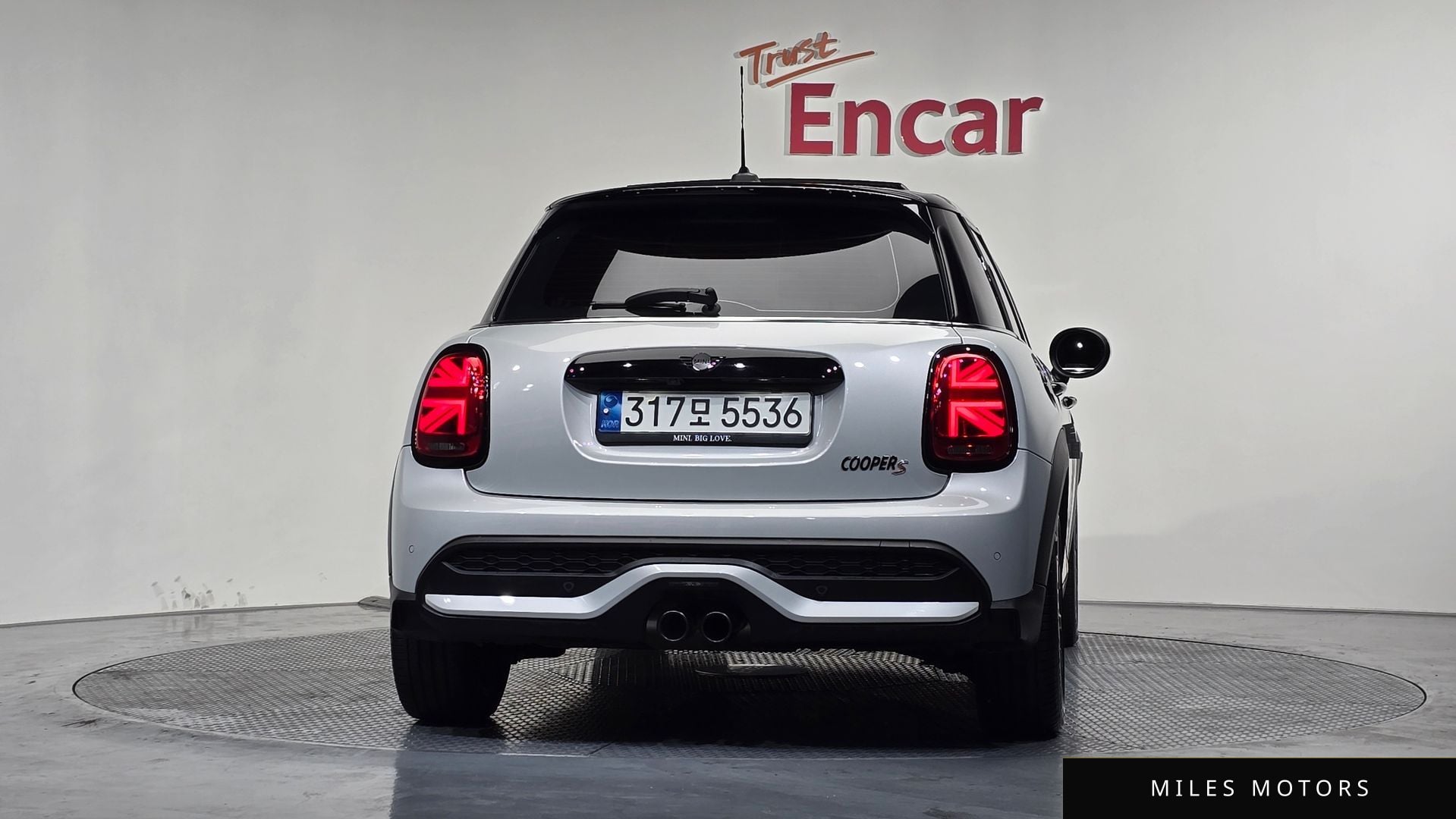 MINI 쿠퍼 S 2023 — миниатюра 4