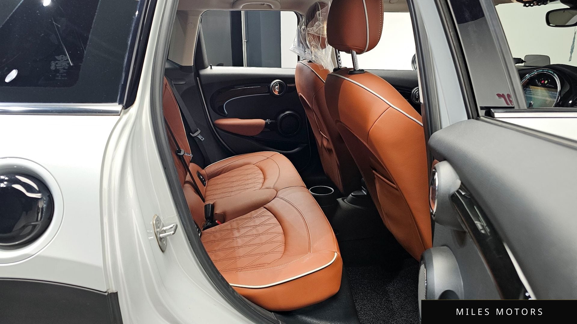 MINI 쿠퍼 S 2023 — миниатюра 12