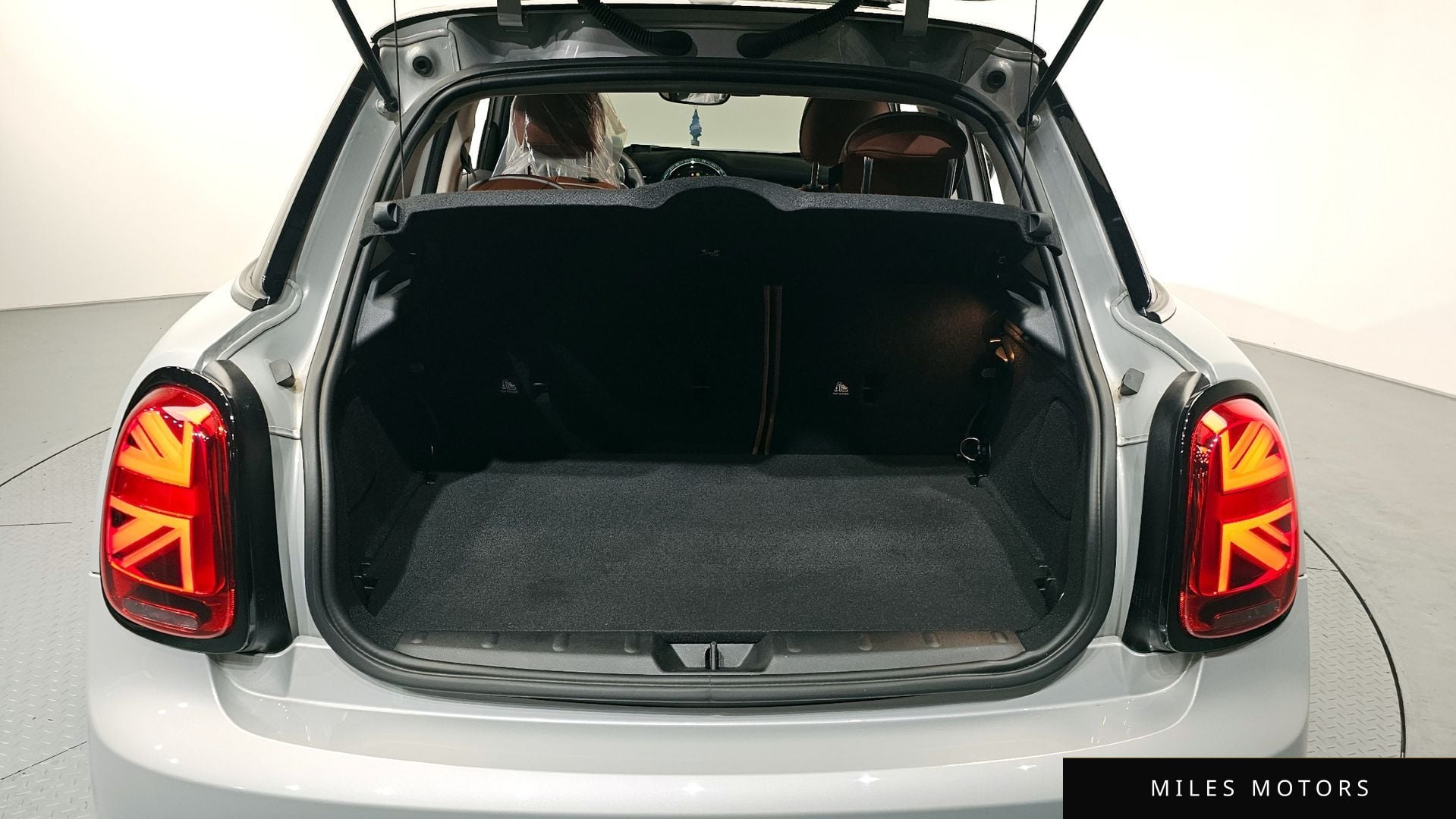 MINI 쿠퍼 S 2023 — миниатюра 20