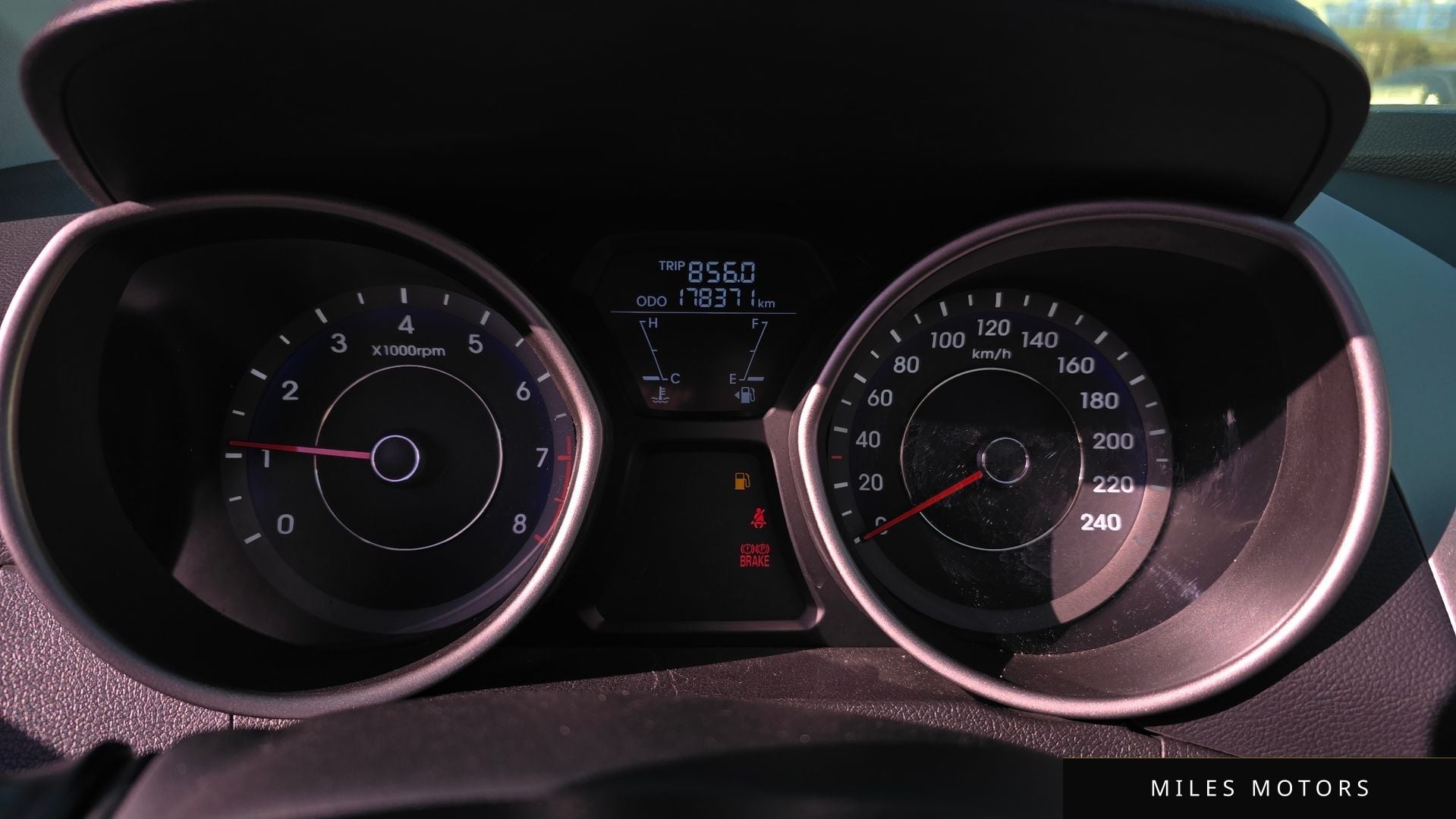 Hyundai AVANTE 2012 — миниатюра 8
