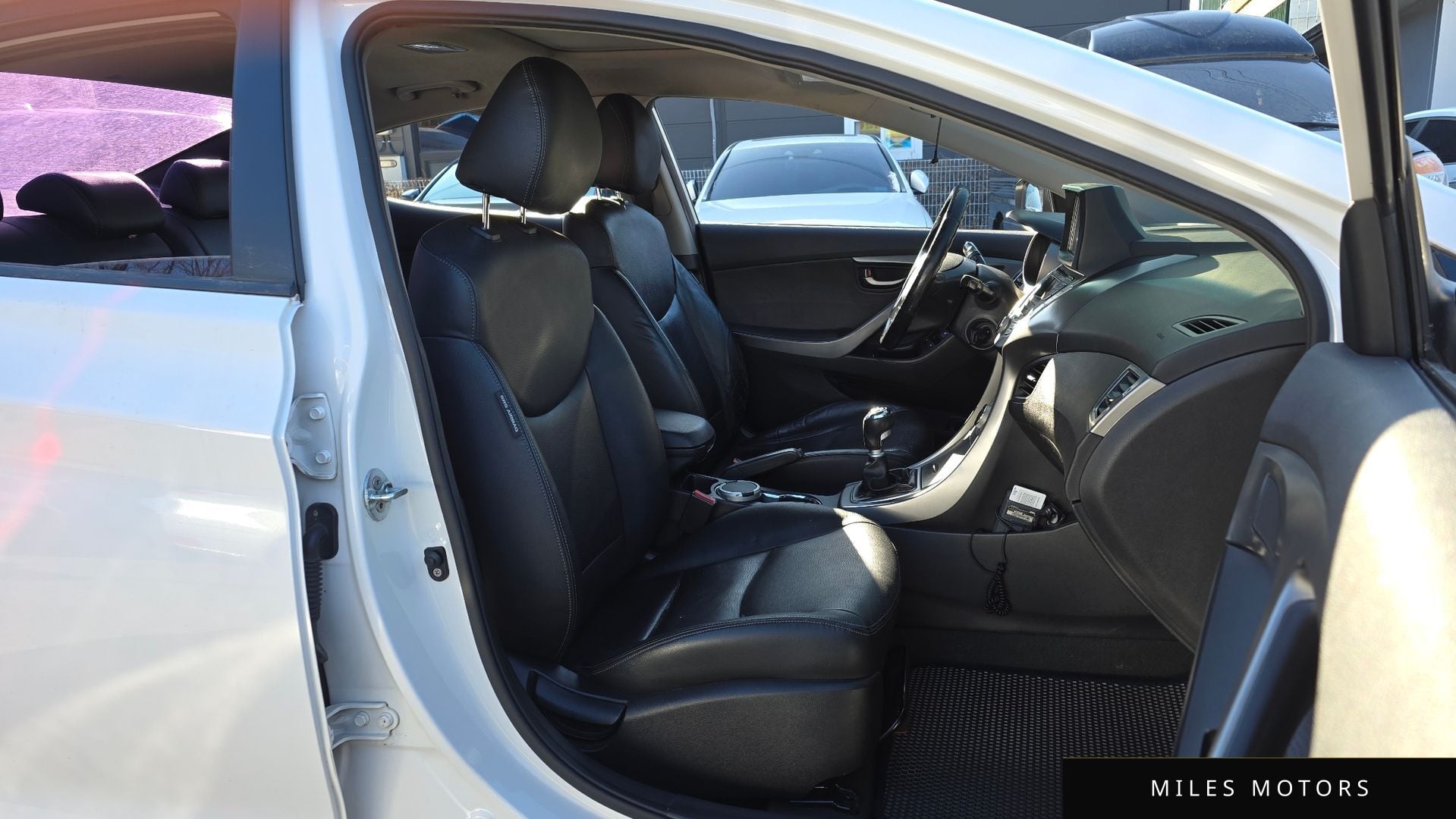 Hyundai AVANTE 2012 — миниатюра 10
