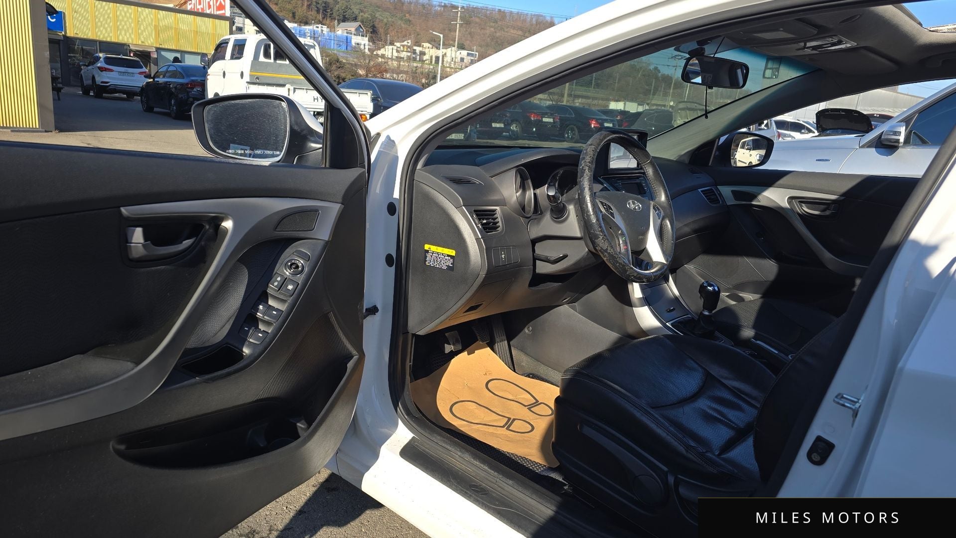 Hyundai AVANTE 2012 — миниатюра 11