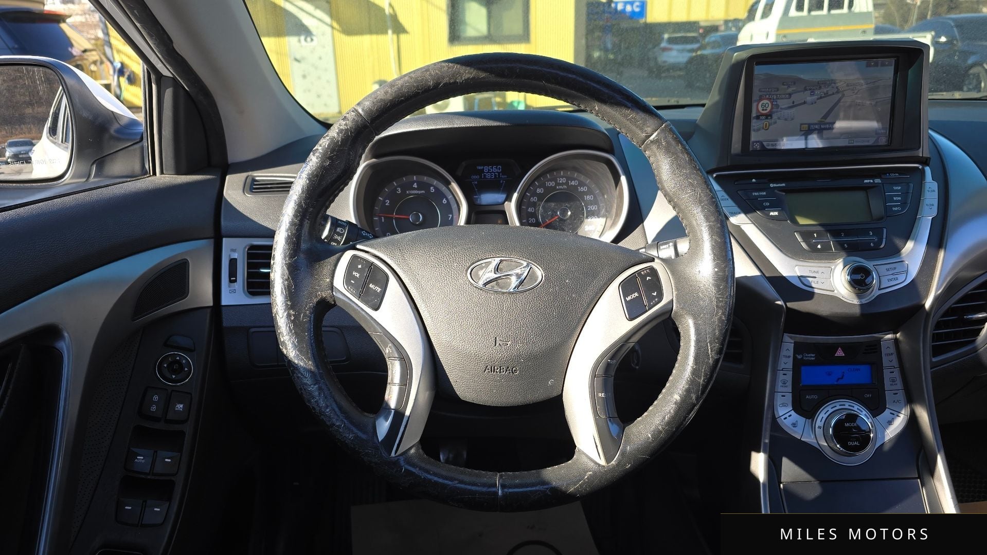 Hyundai AVANTE 2012 — миниатюра 13