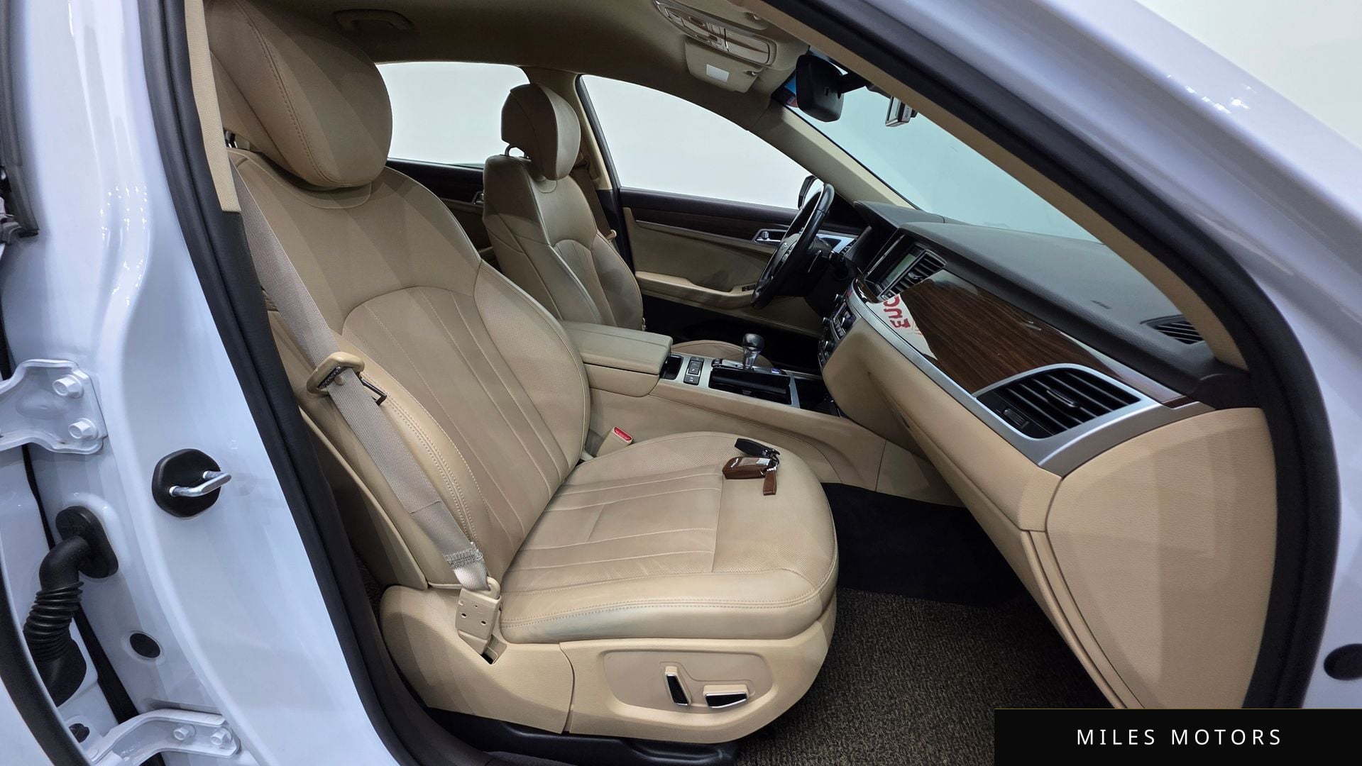 Genesis G80 2017 — миниатюра 10