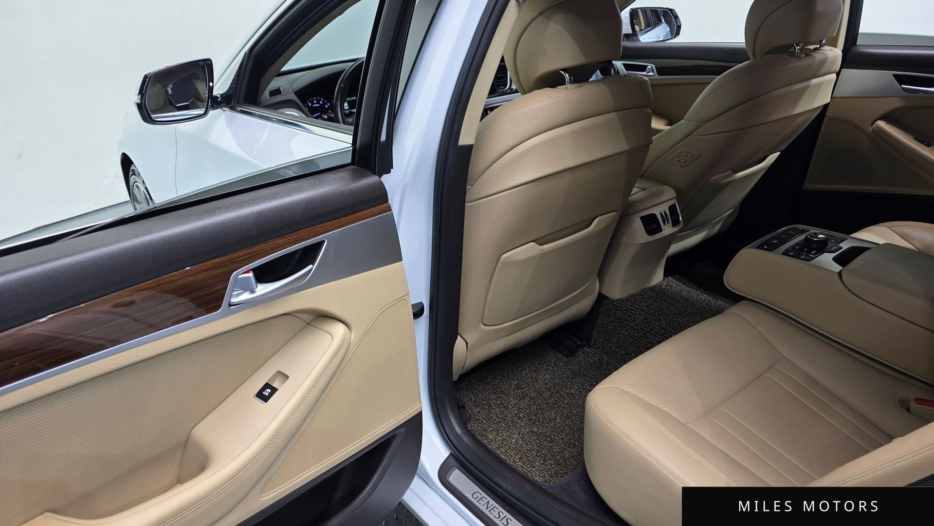 Genesis G80 2017 — миниатюра 18
