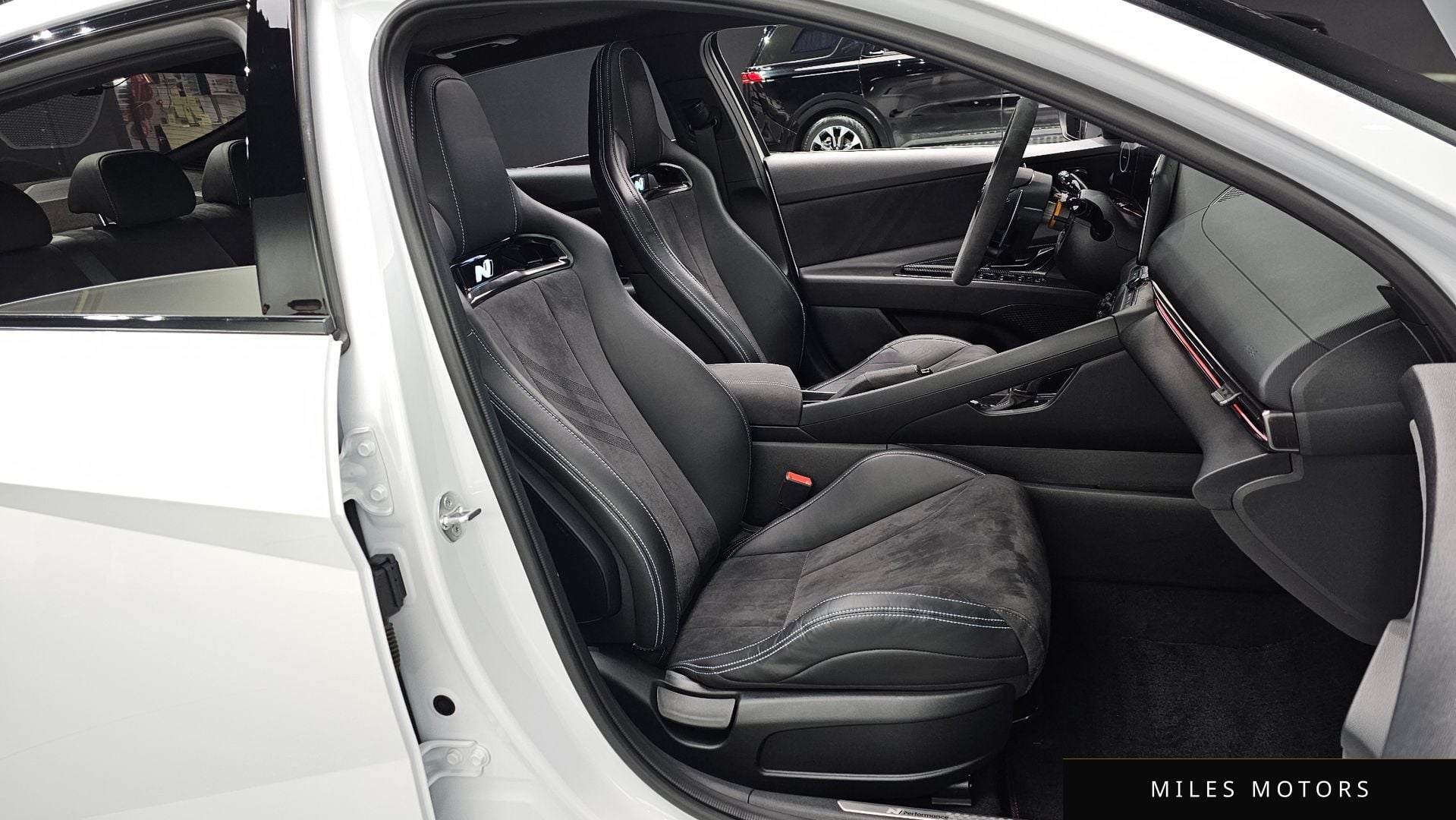 Hyundai AVANTE 2023 — миниатюра 10