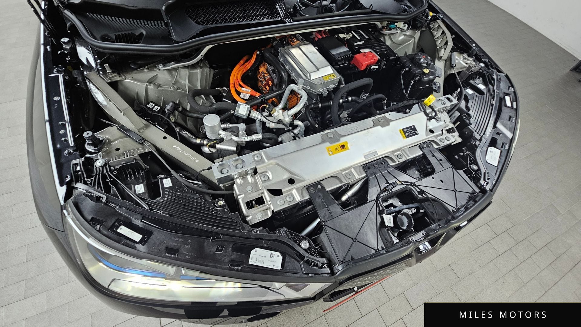 BMW iX 2024 — миниатюра 6