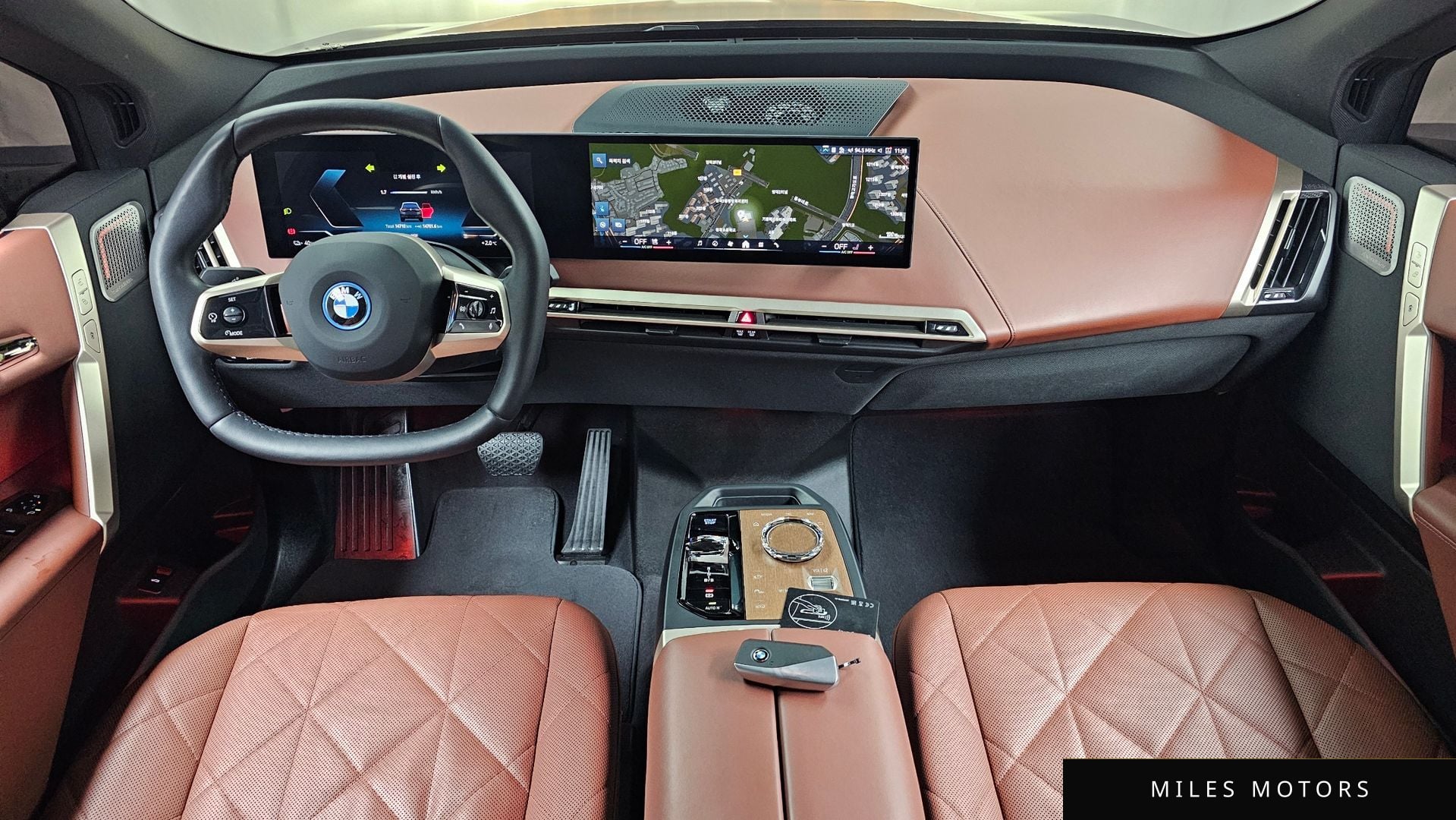 BMW iX 2024 — миниатюра 7