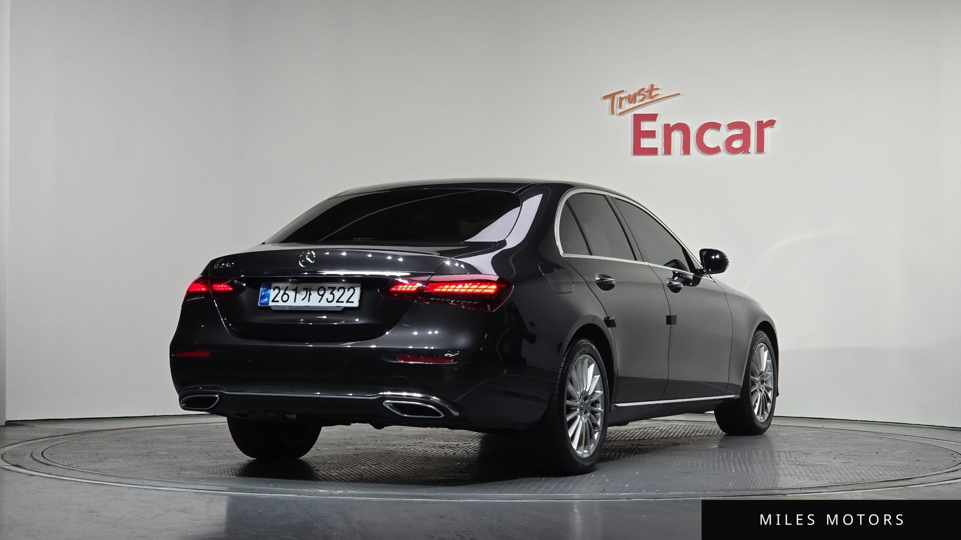 Mercedes-Benz E-Class W213 2021 — миниатюра 2