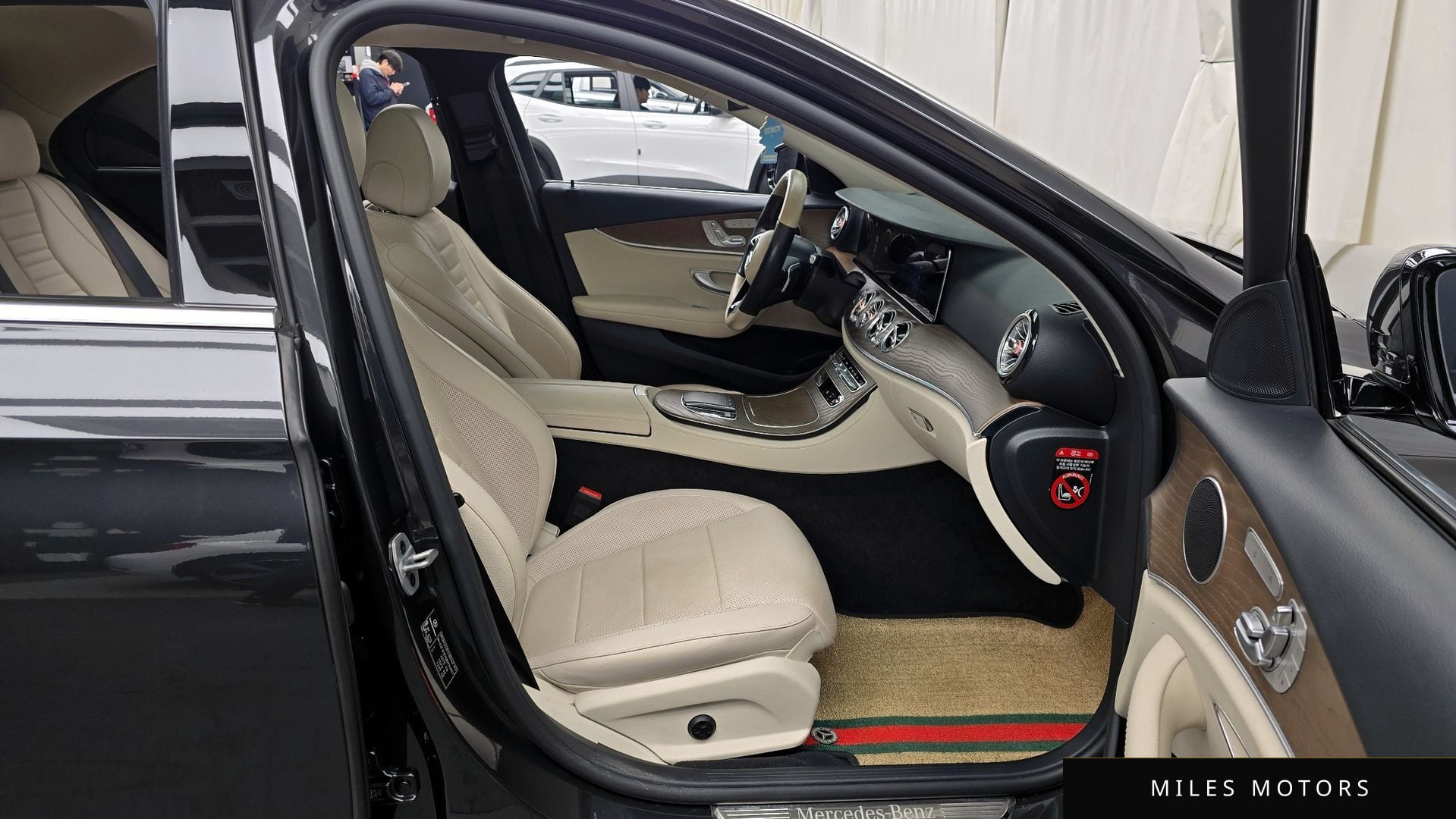 Mercedes-Benz E-Class W213 2021 — миниатюра 11