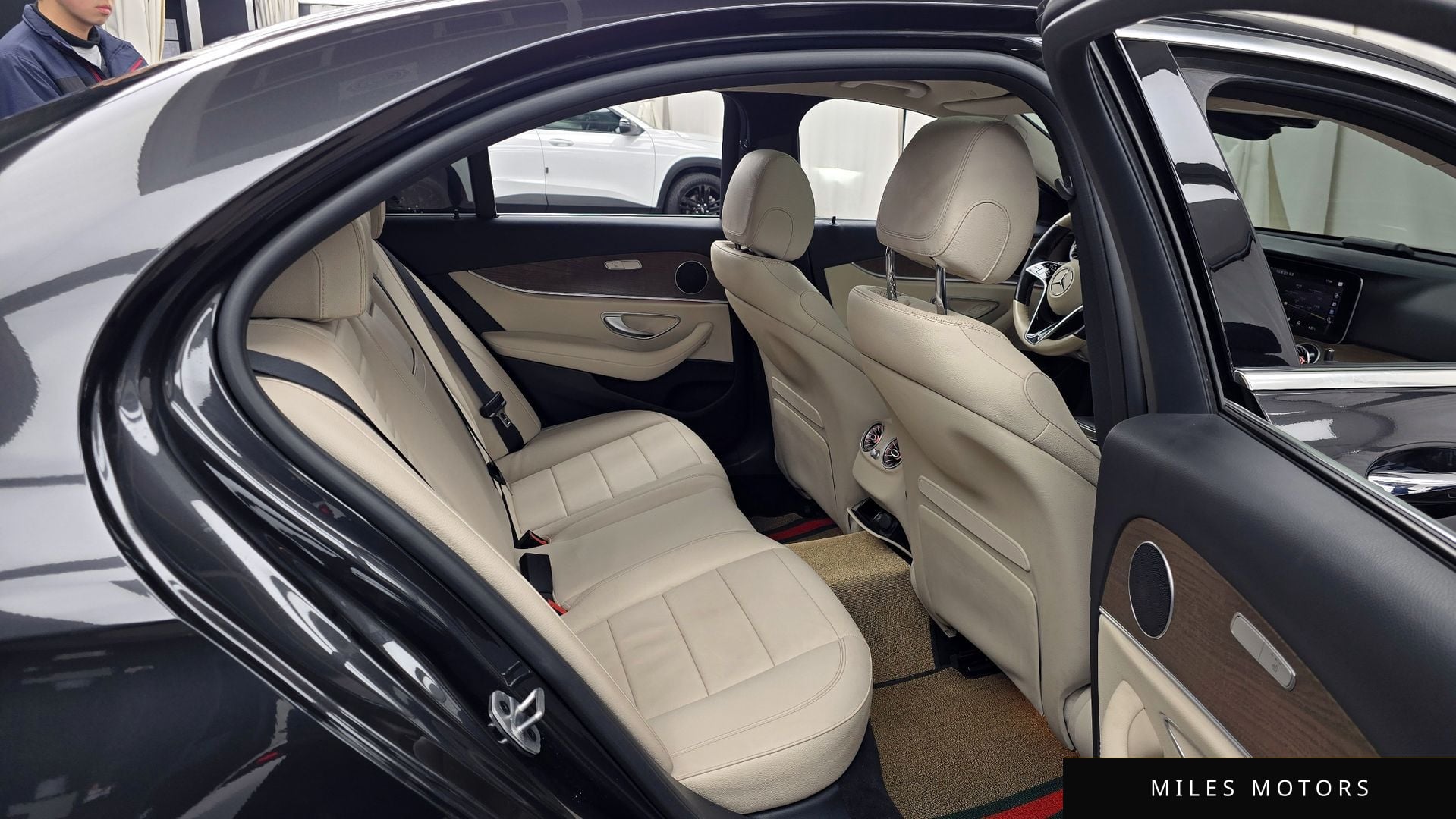 Mercedes-Benz E-Class W213 2021 — миниатюра 12