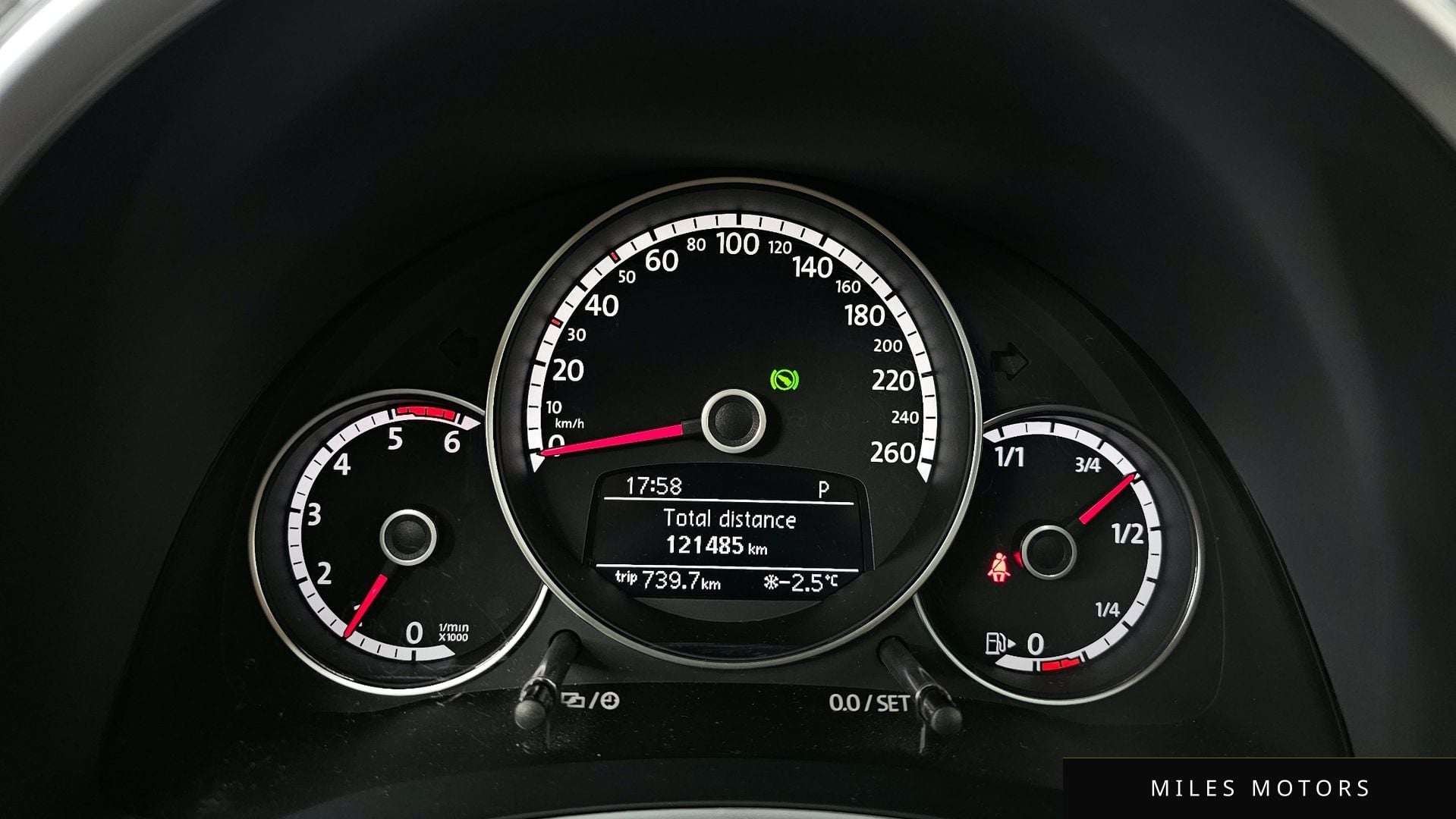 Volkswagen 비틀 2013 — миниатюра 8