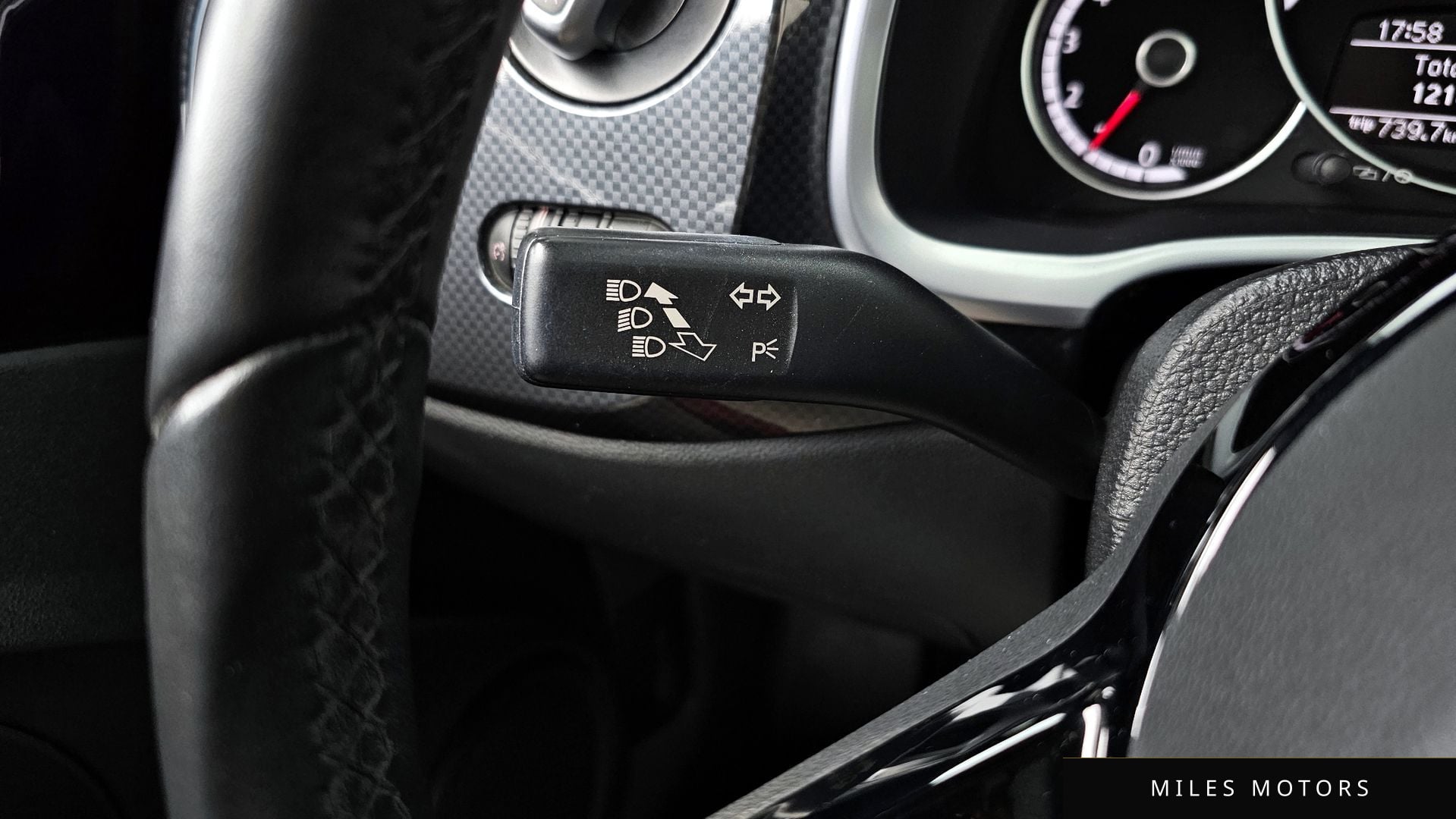 Volkswagen 비틀 2013 — миниатюра 14