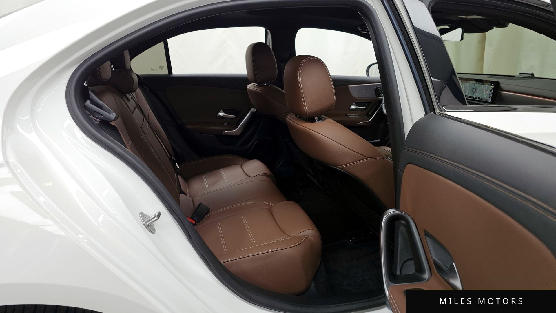 Mercedes-Benz A-Class W177 2022 — миниатюра 12