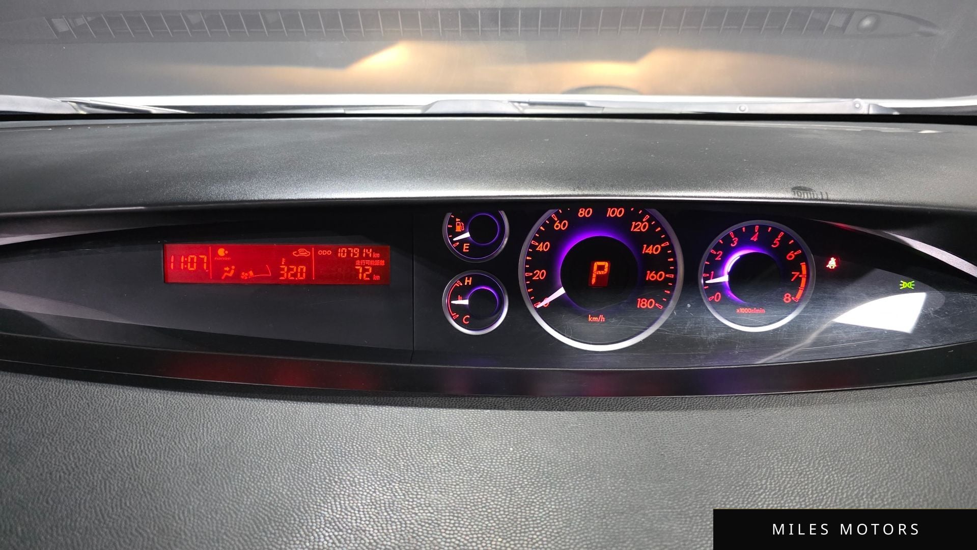 Mazda 비안테 2010 — миниатюра 8
