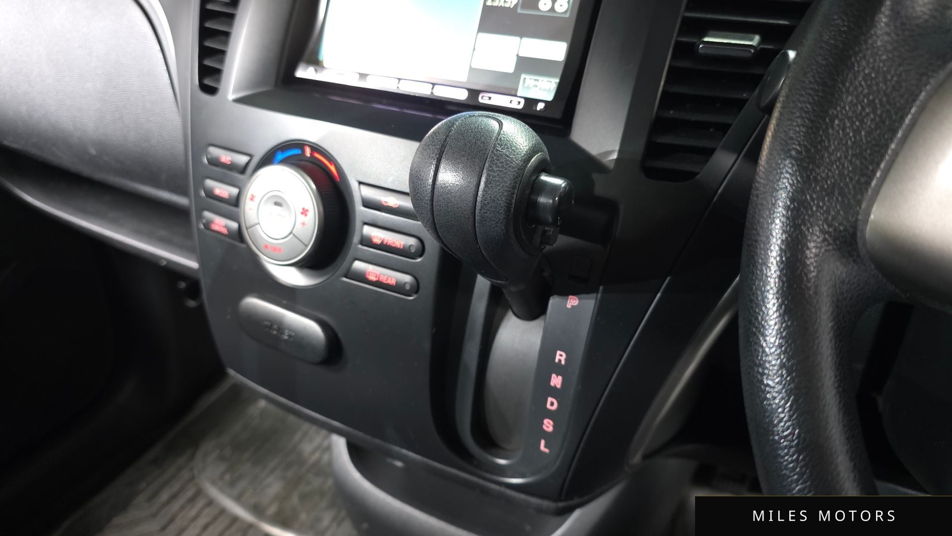 Mazda 비안테 2010 — миниатюра 9