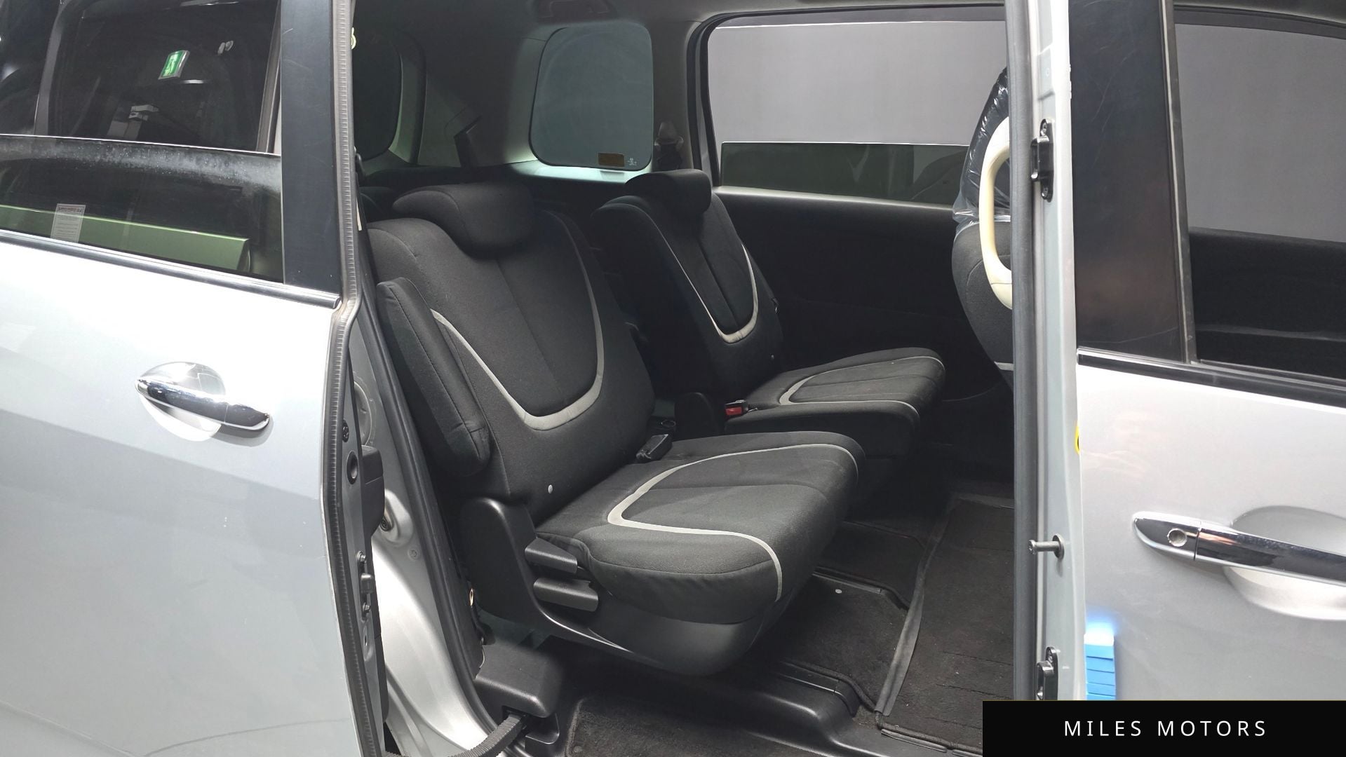 Mazda 비안테 2010 — миниатюра 12