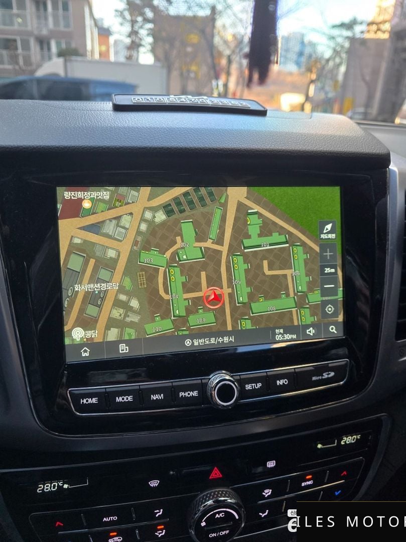 KG Mobility Rexton 2023 — миниатюра 12