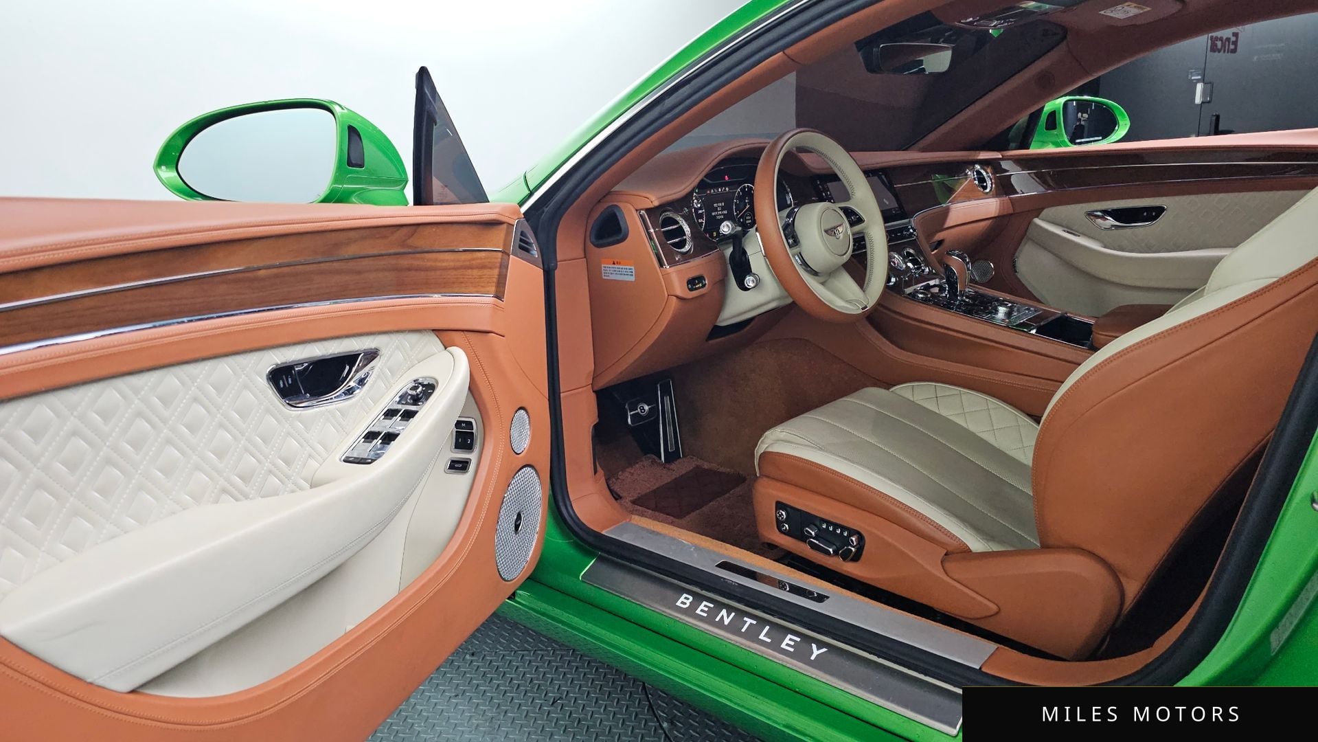 Bentley 컨티넨탈 GT 2022 — миниатюра 10