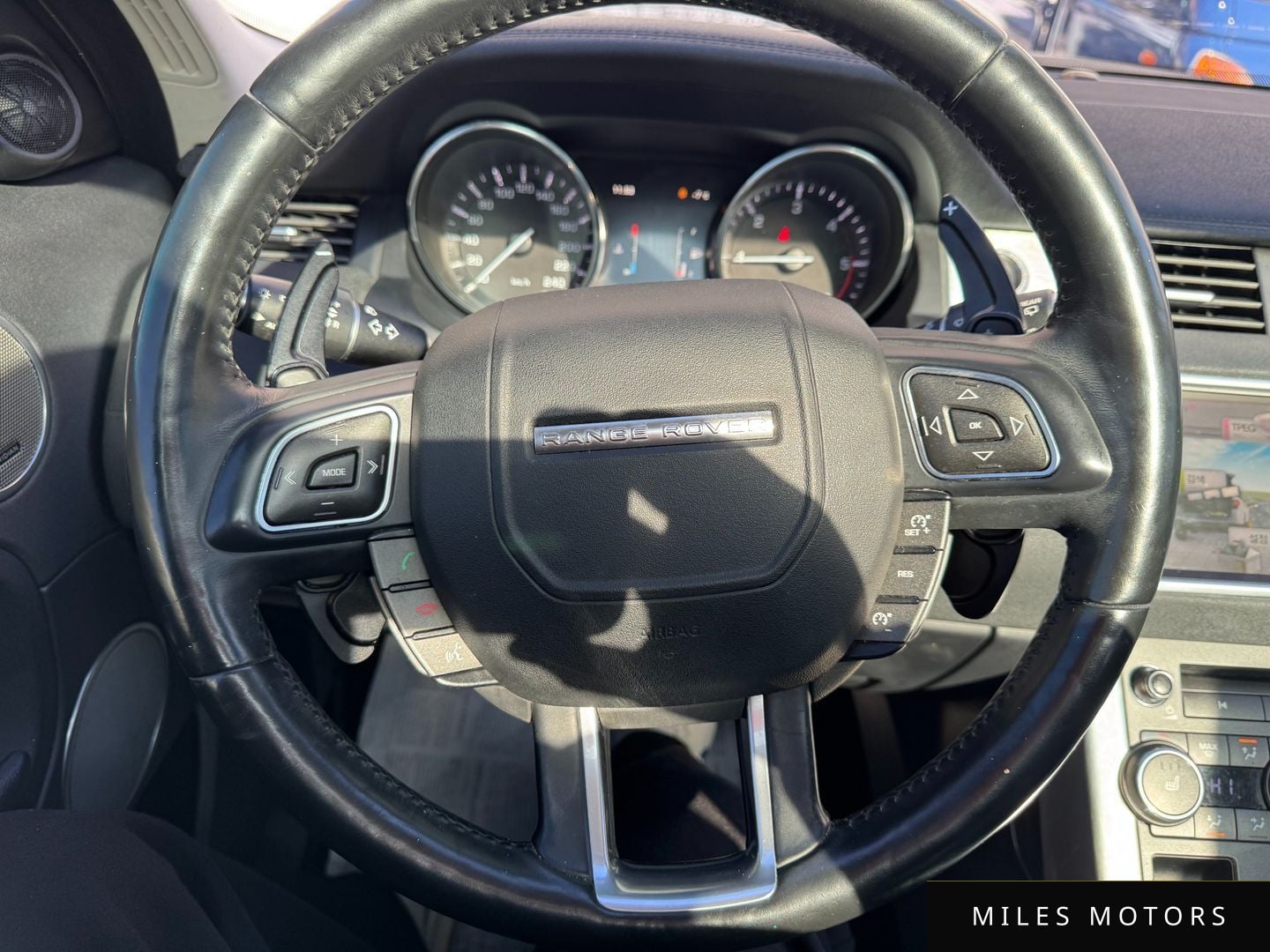 Land Rover Range Rover Evoque 2015 — миниатюра 8