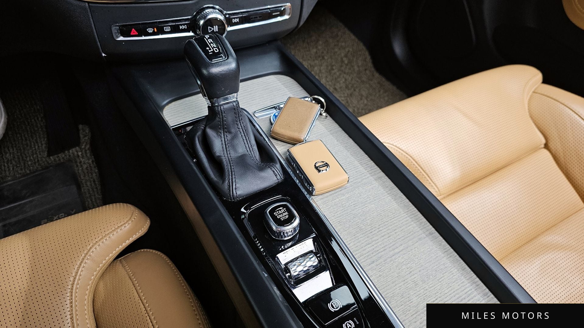 Volvo XC60 2020 — миниатюра 9